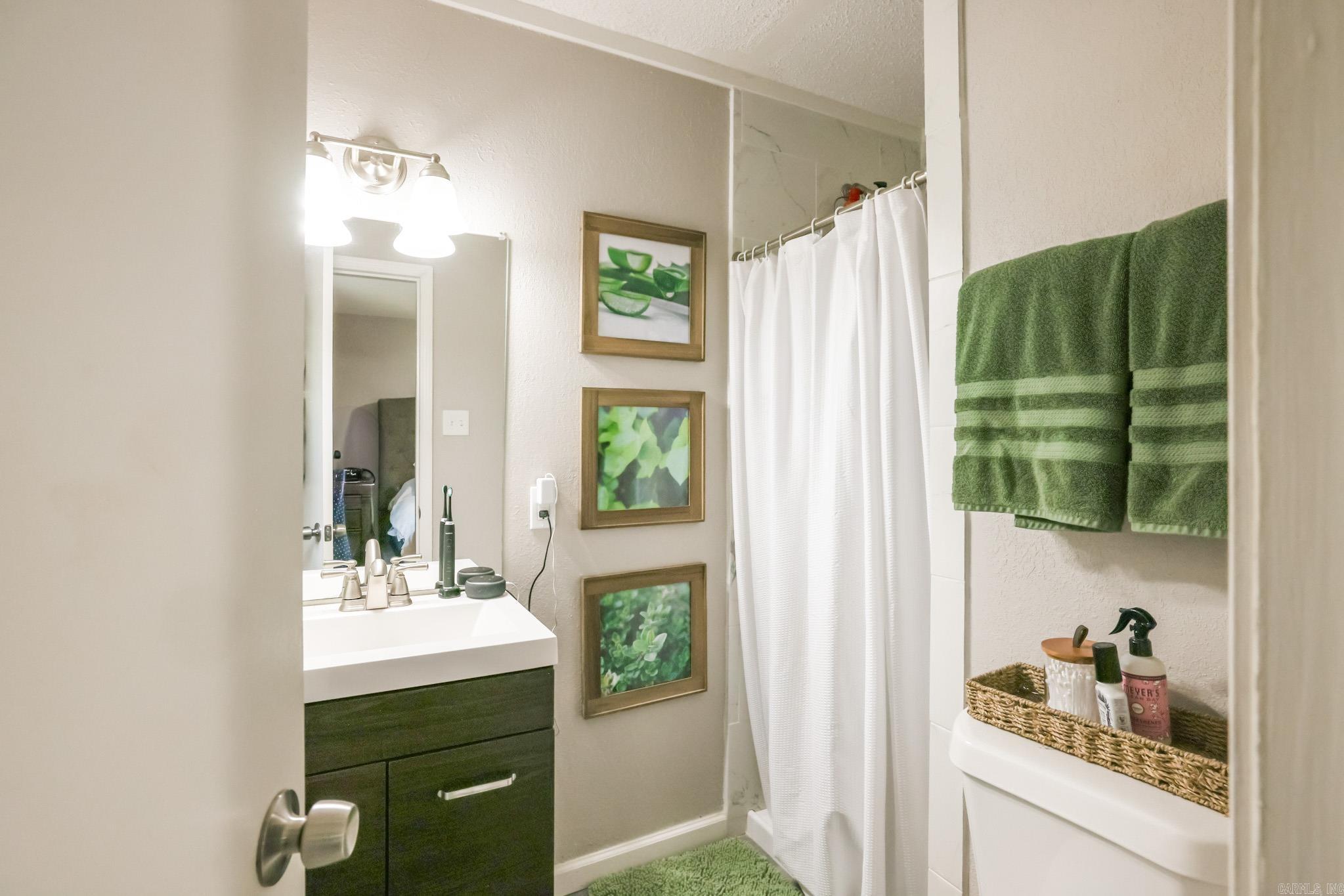 SHANNON HILLS s - Residential