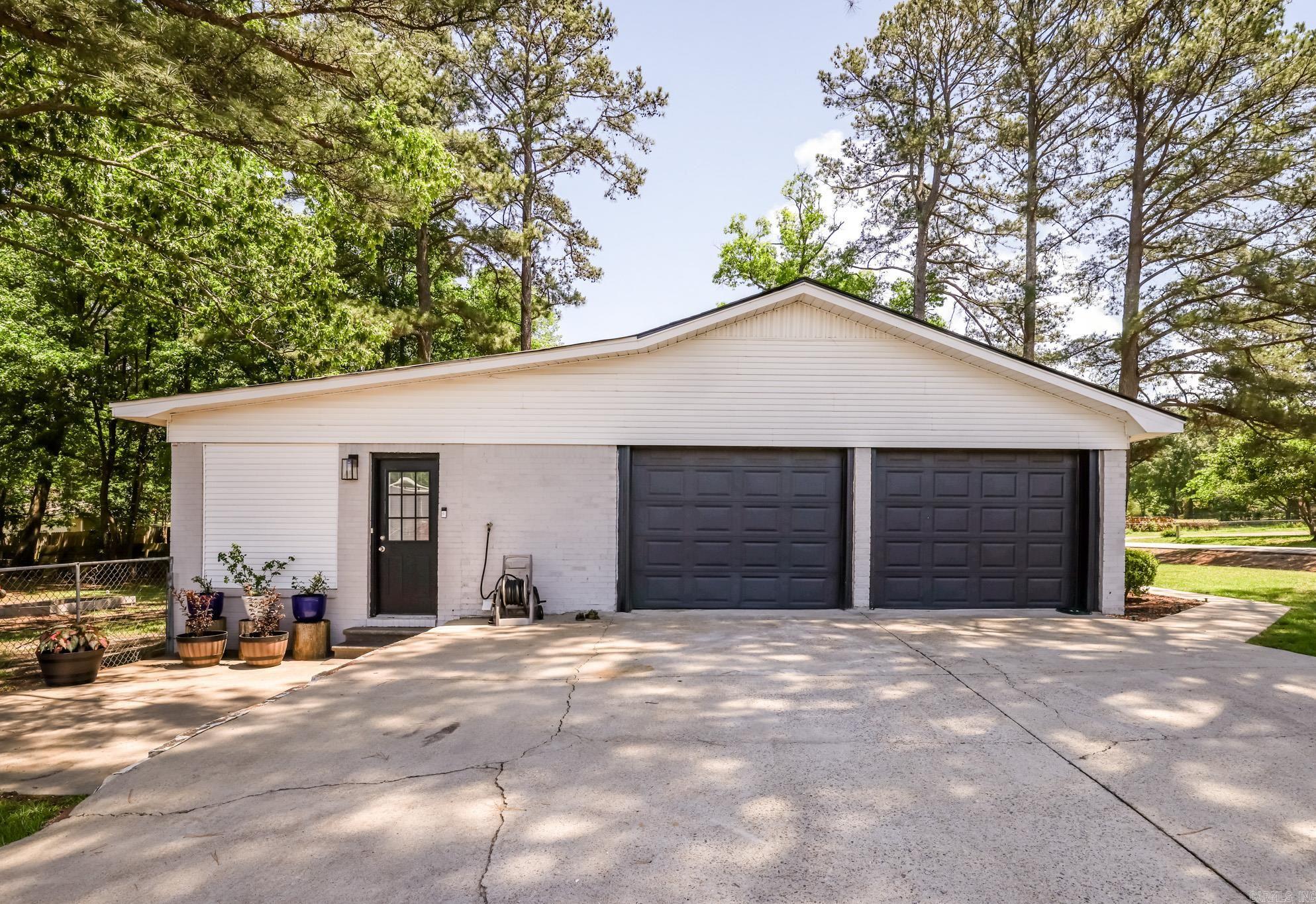 SHANNON HILLS s - Residential