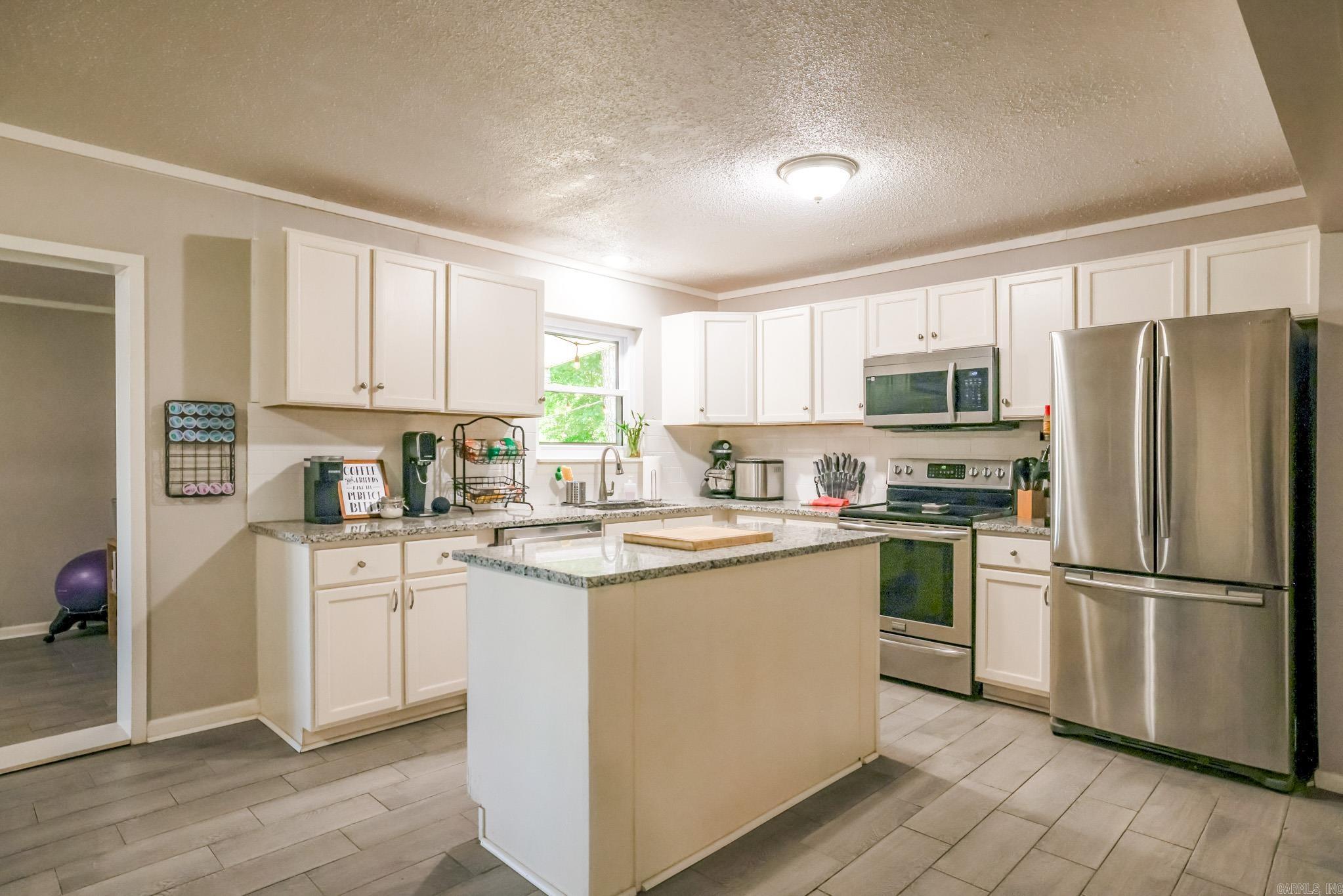 SHANNON HILLS s - Residential