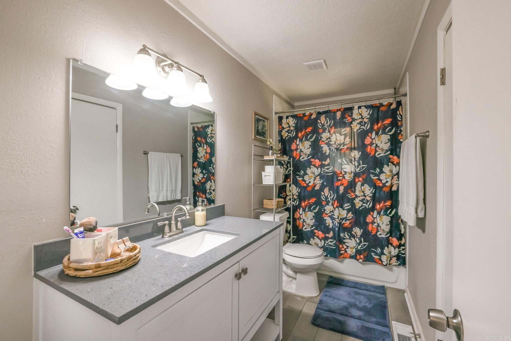 SHANNON HILLS s - Residential