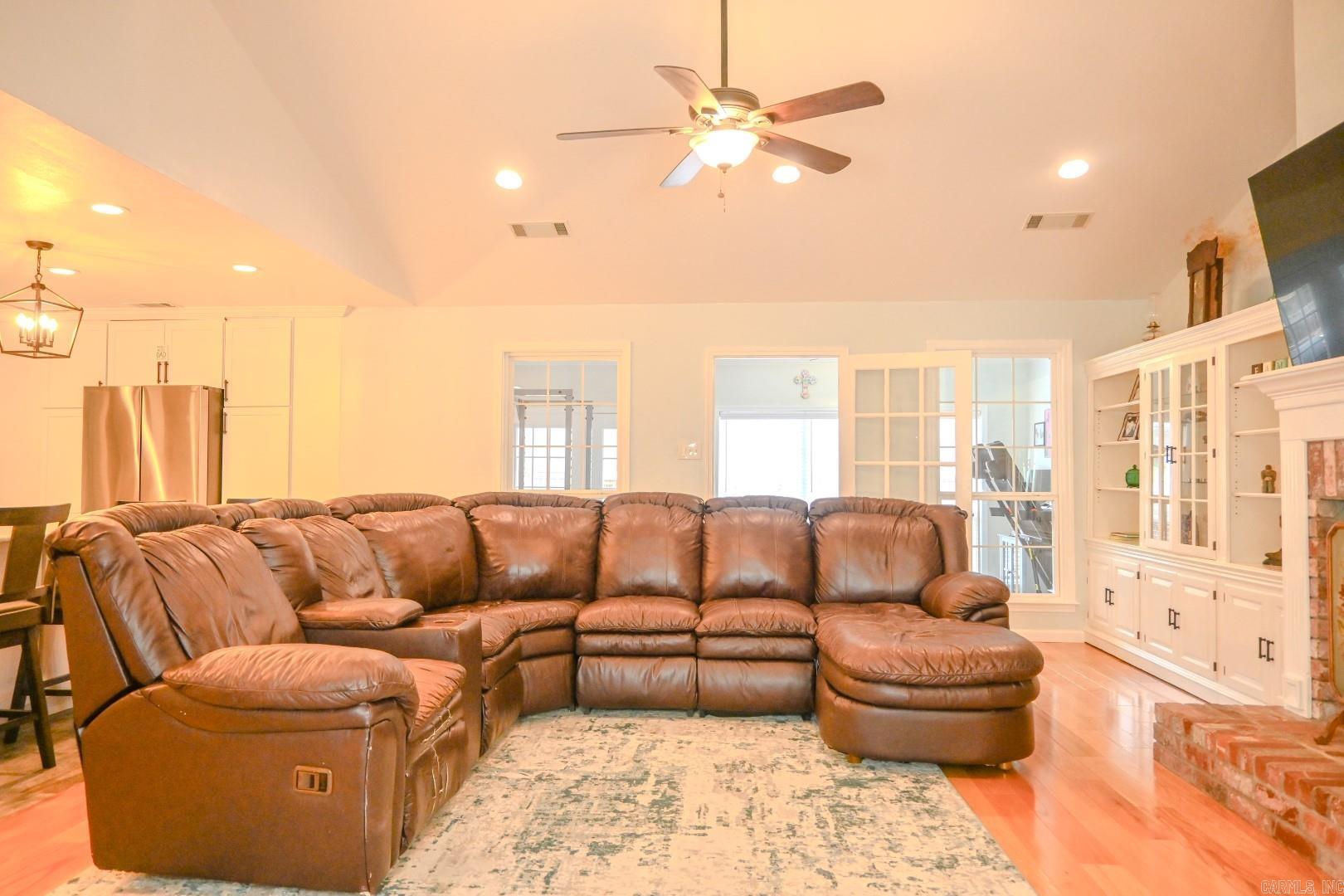 WATERSIDE ADDN - Residential