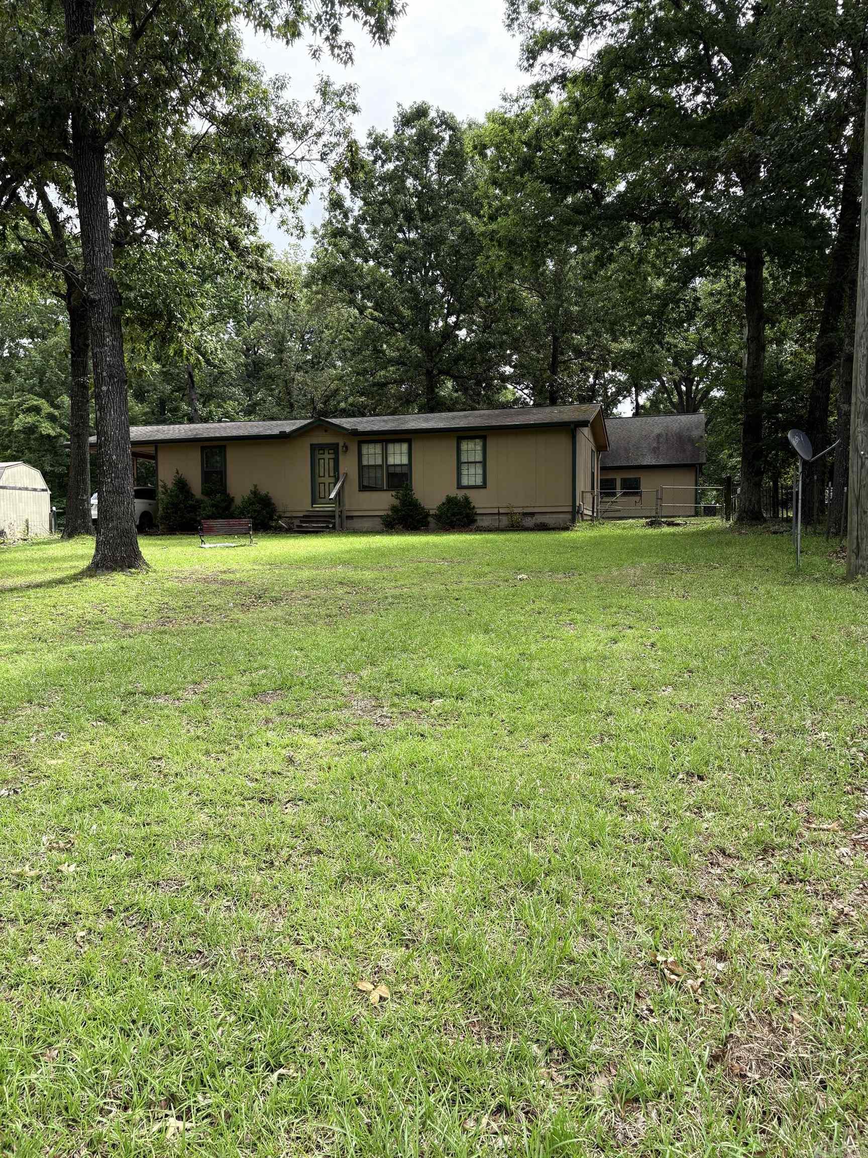 Green Manor - Residential