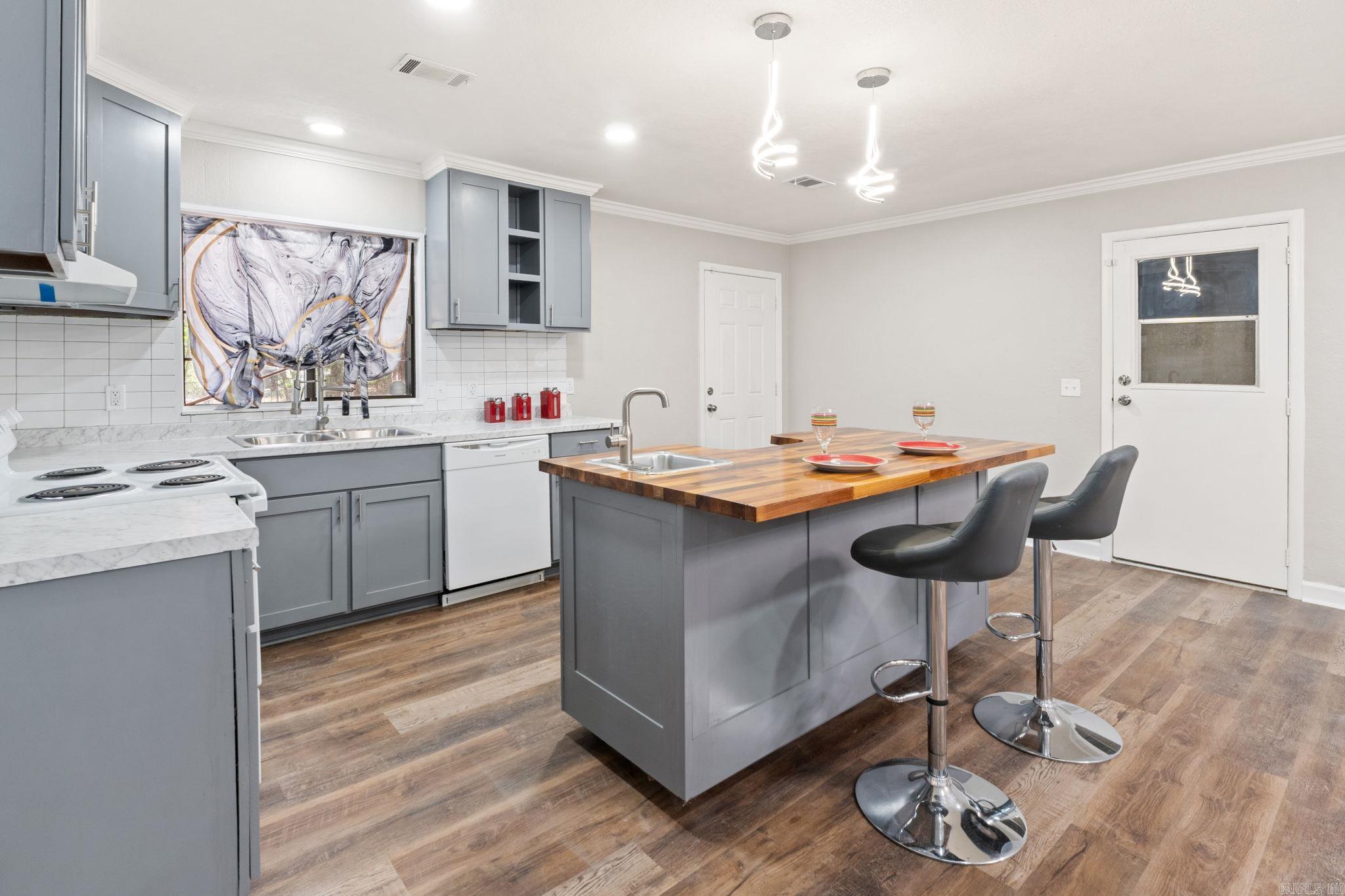 Sleepy Hollow I - Residential