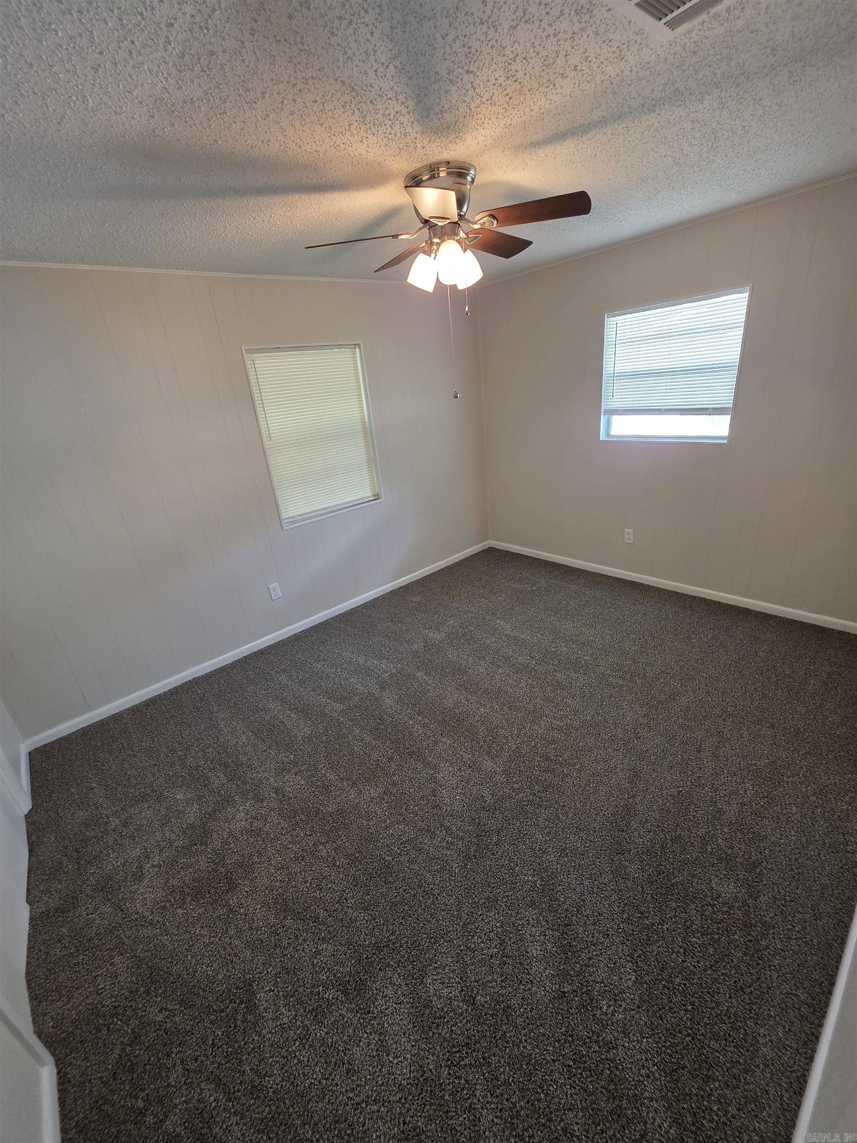 BELWOOD ADDN - Residential Lease