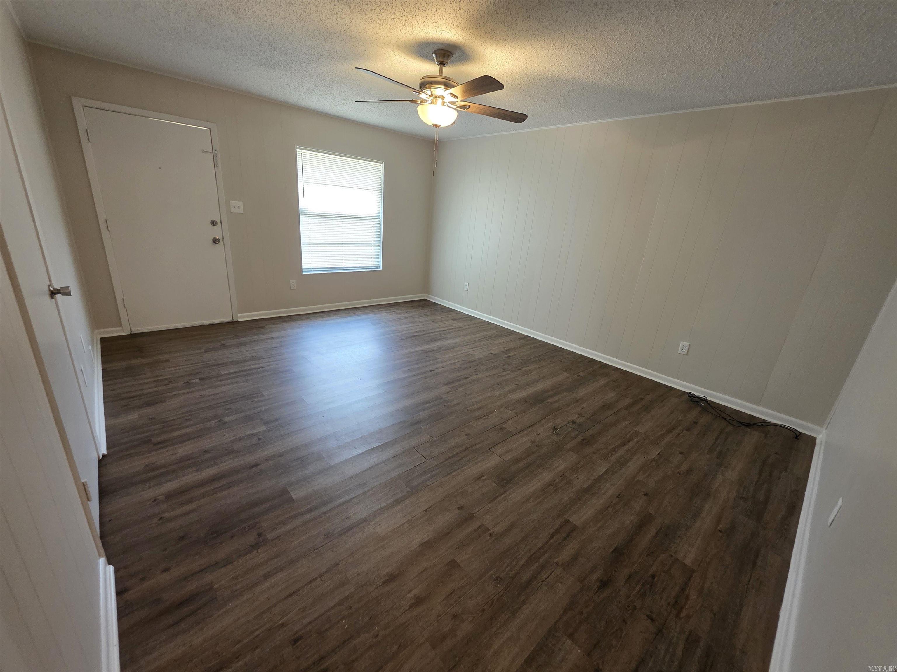 BELWOOD ADDN - Residential Lease