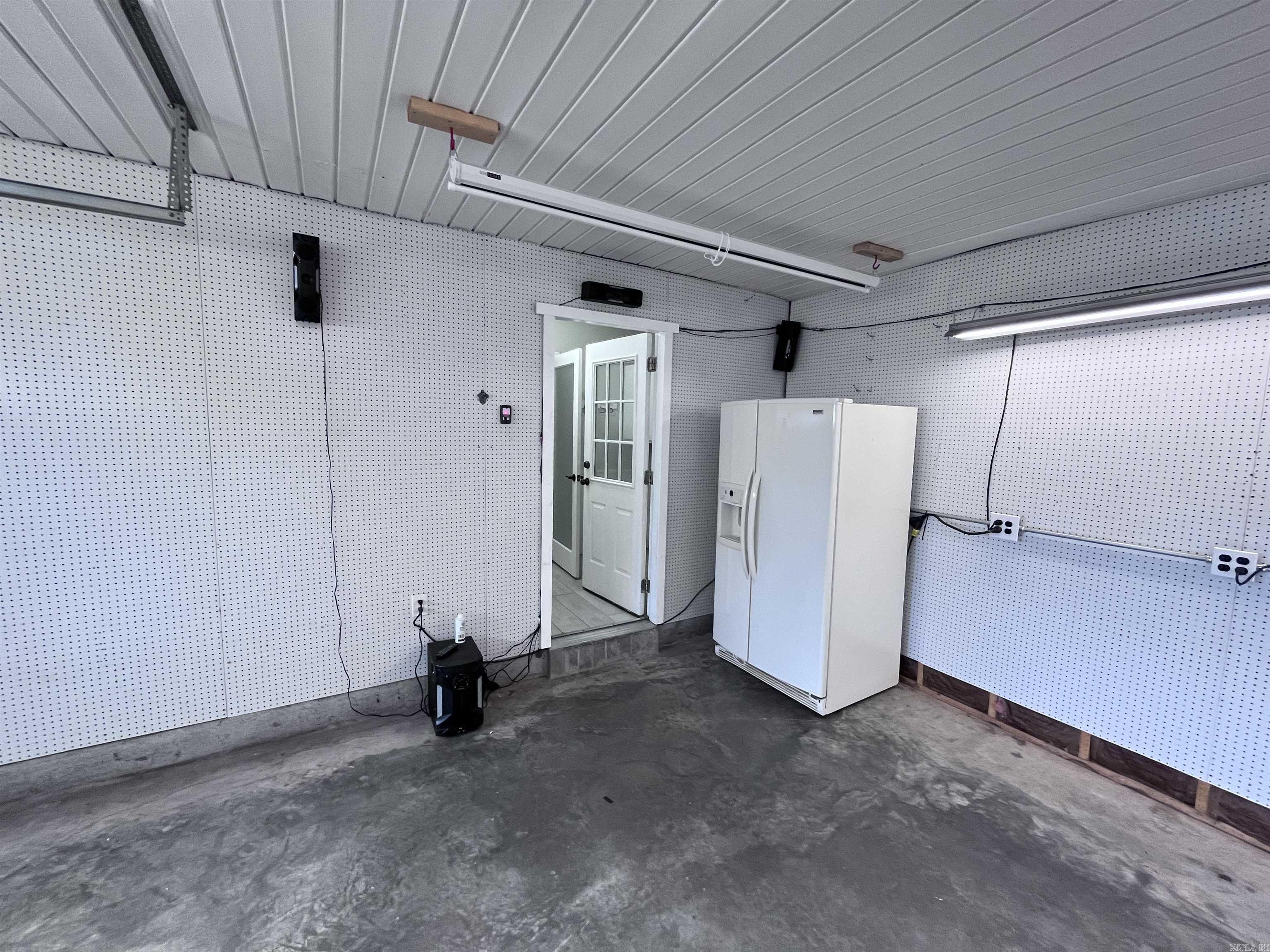 Panther Cove - Residential Lease