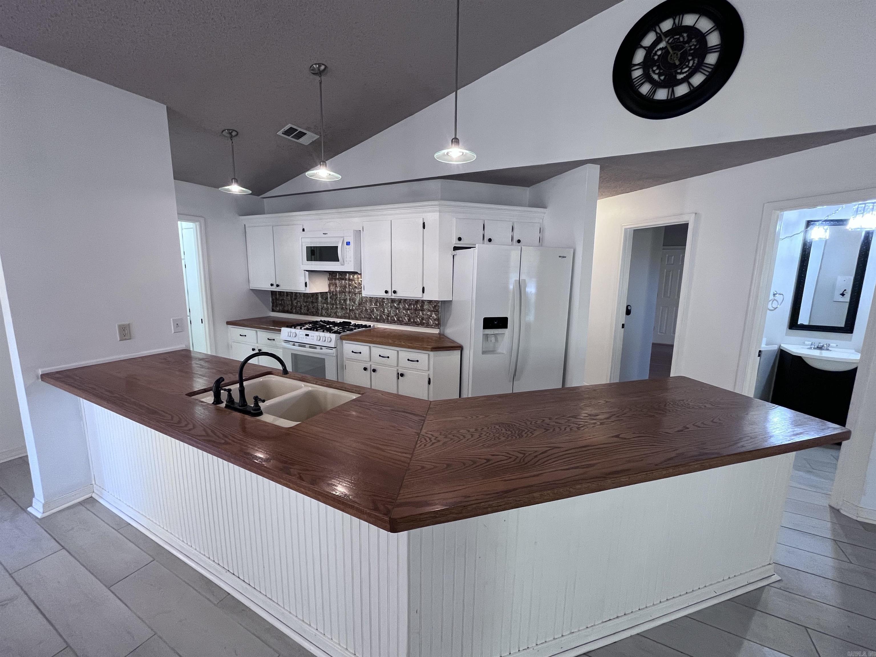 Panther Cove - Residential Lease