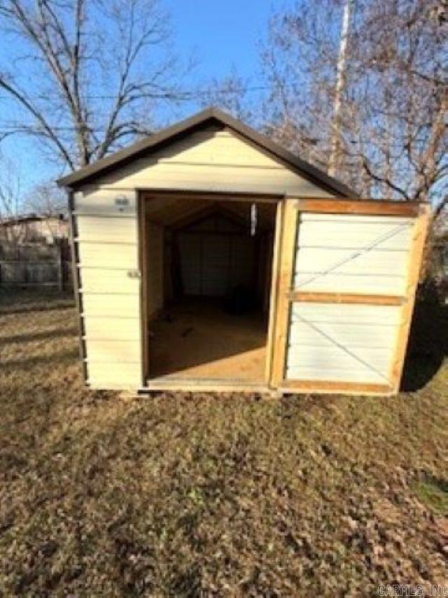 LIPPINCOTTS - Residential