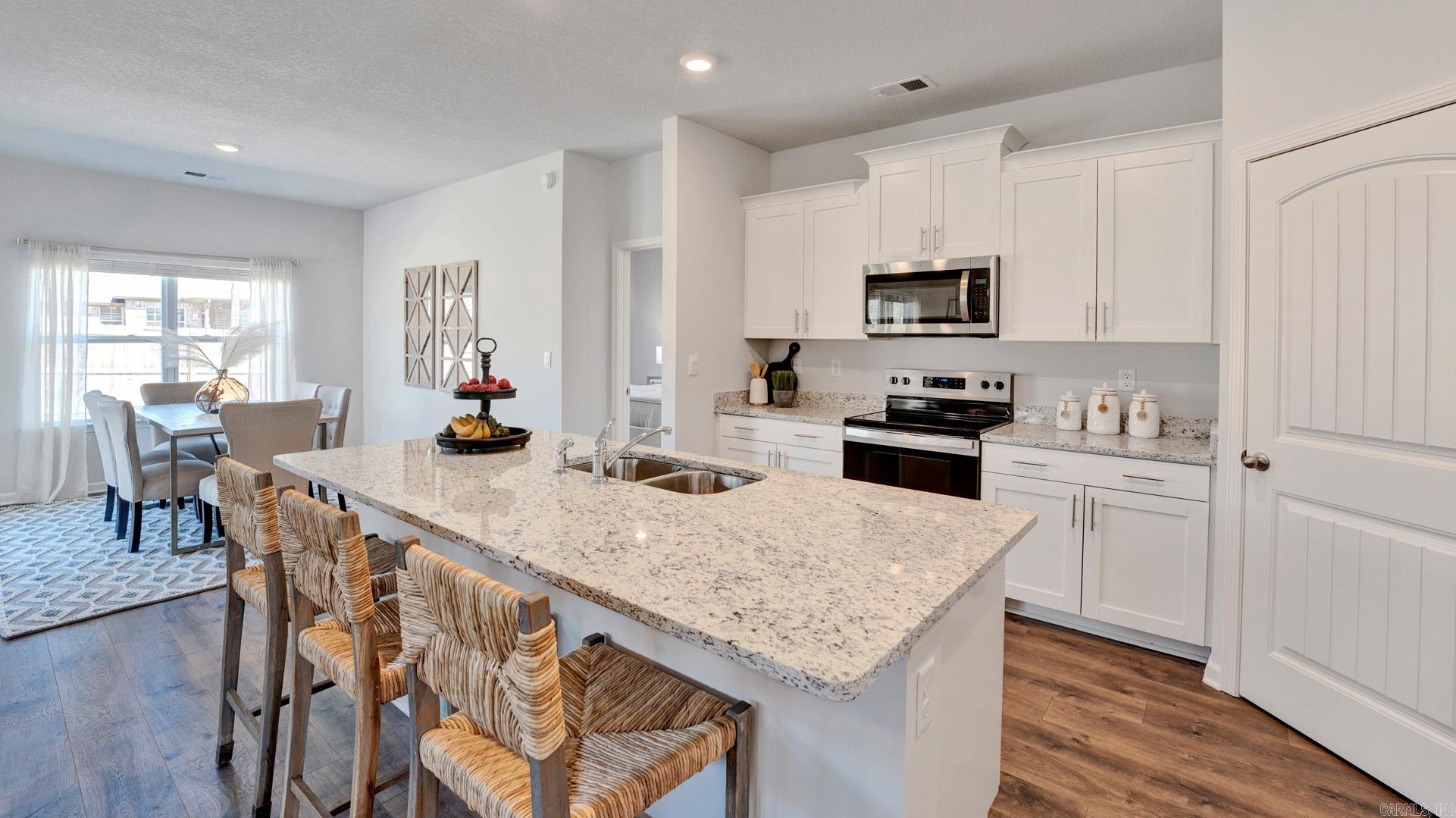 EDGEMONT - Residential