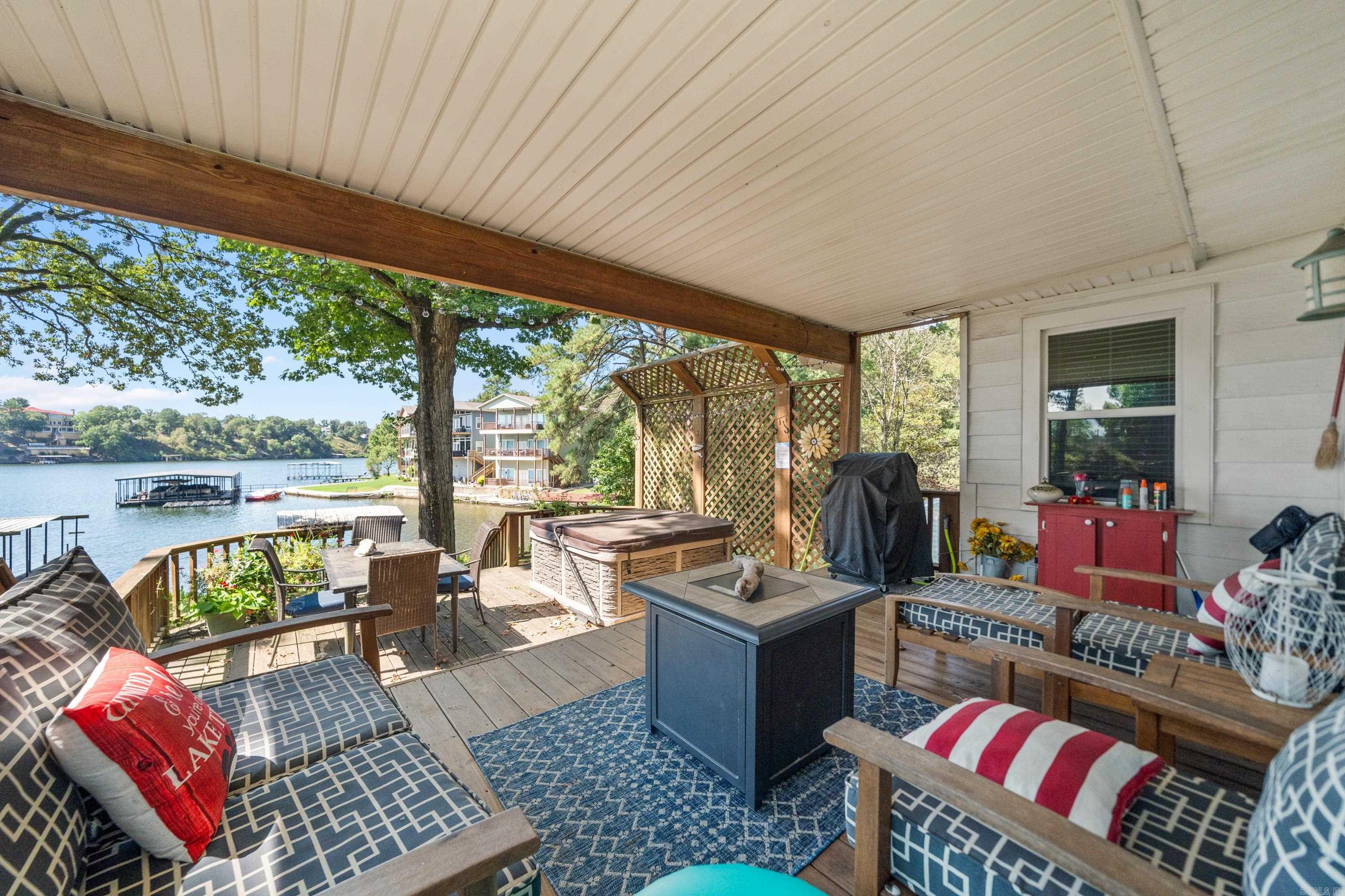 BEACH HAVEN - Residential