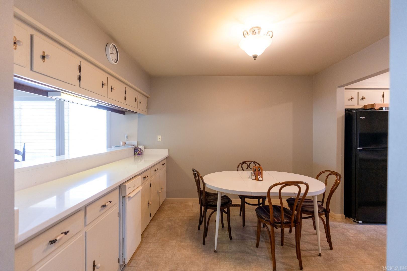 EI: SHADY COVE - Residential