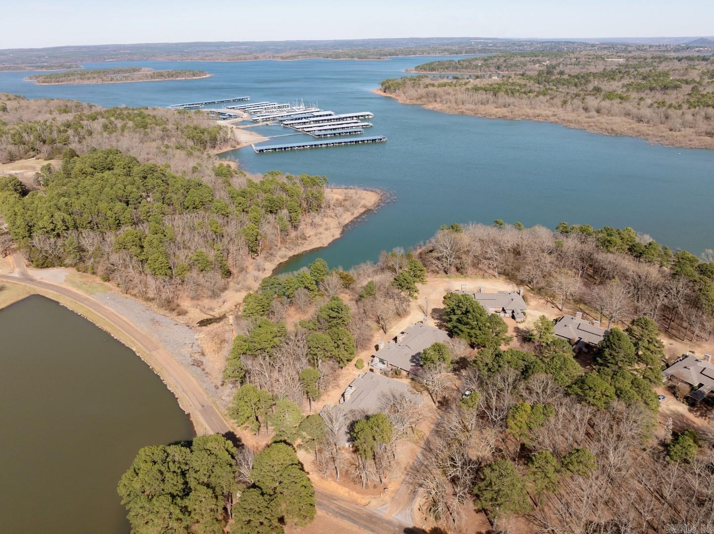 EI: SHADY COVE - Residential