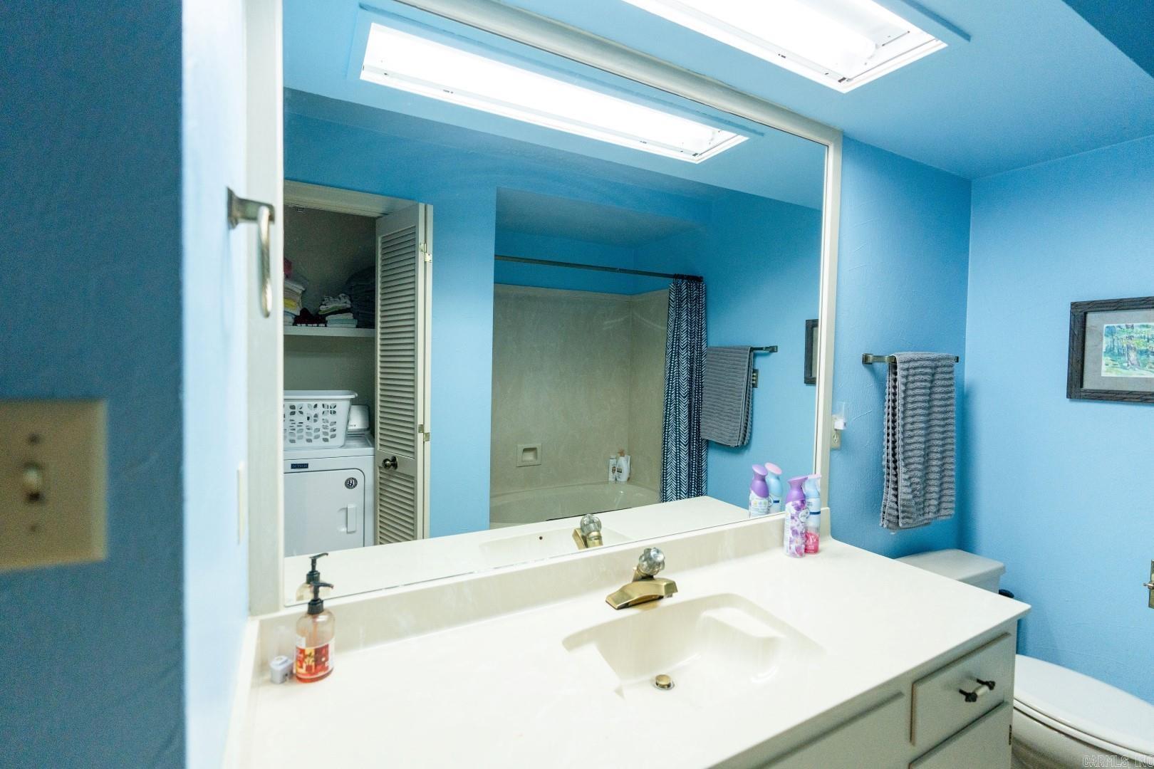 EI: SHADY COVE - Residential