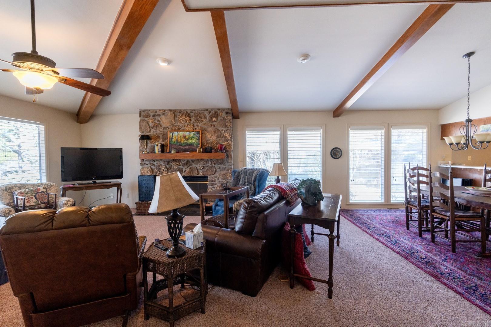 EI: SHADY COVE - Residential