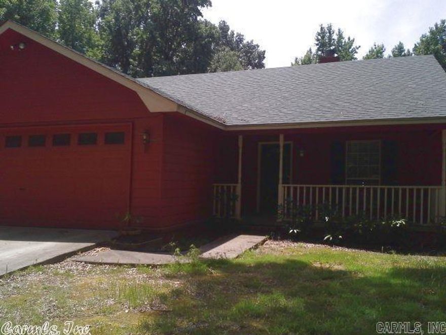 Located on 1.3 acre lot in a quiet area of Cabot! 3 bedrooms, 2 baths, fireplace, and a 2 car garage are just few of the amenities this home has to offer! Call today to schedule your showing of this nice home!