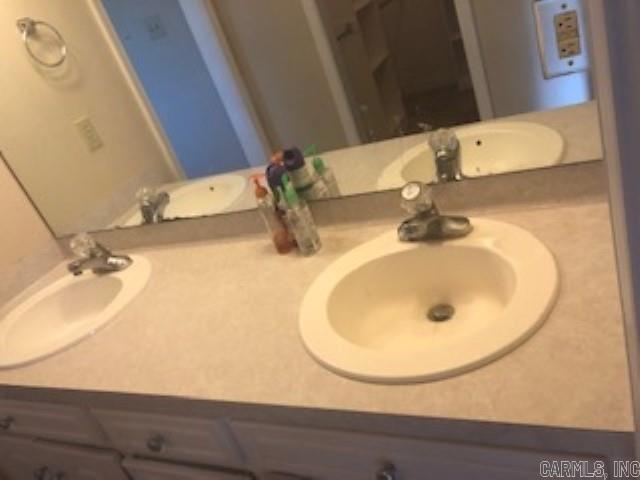 Cinnamon Acres - Residential Lease