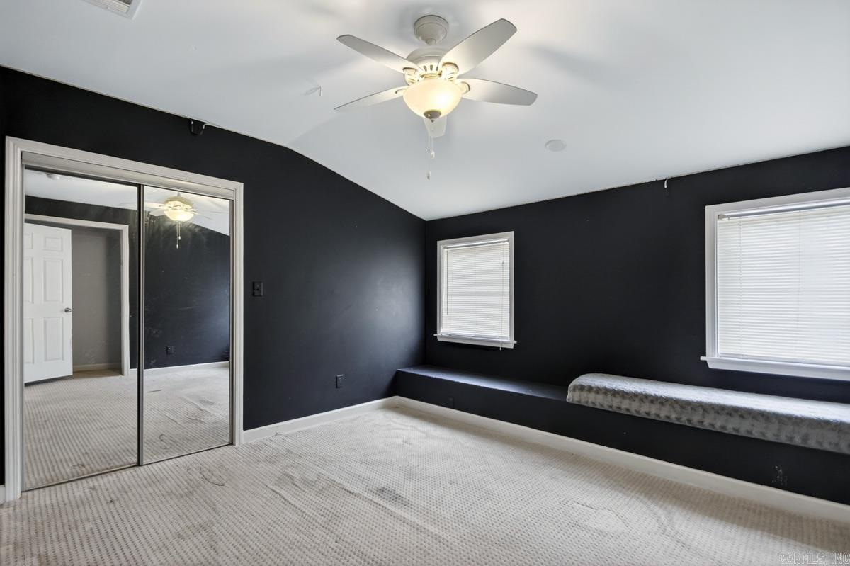 HURRICANE LAKE EST - Residential