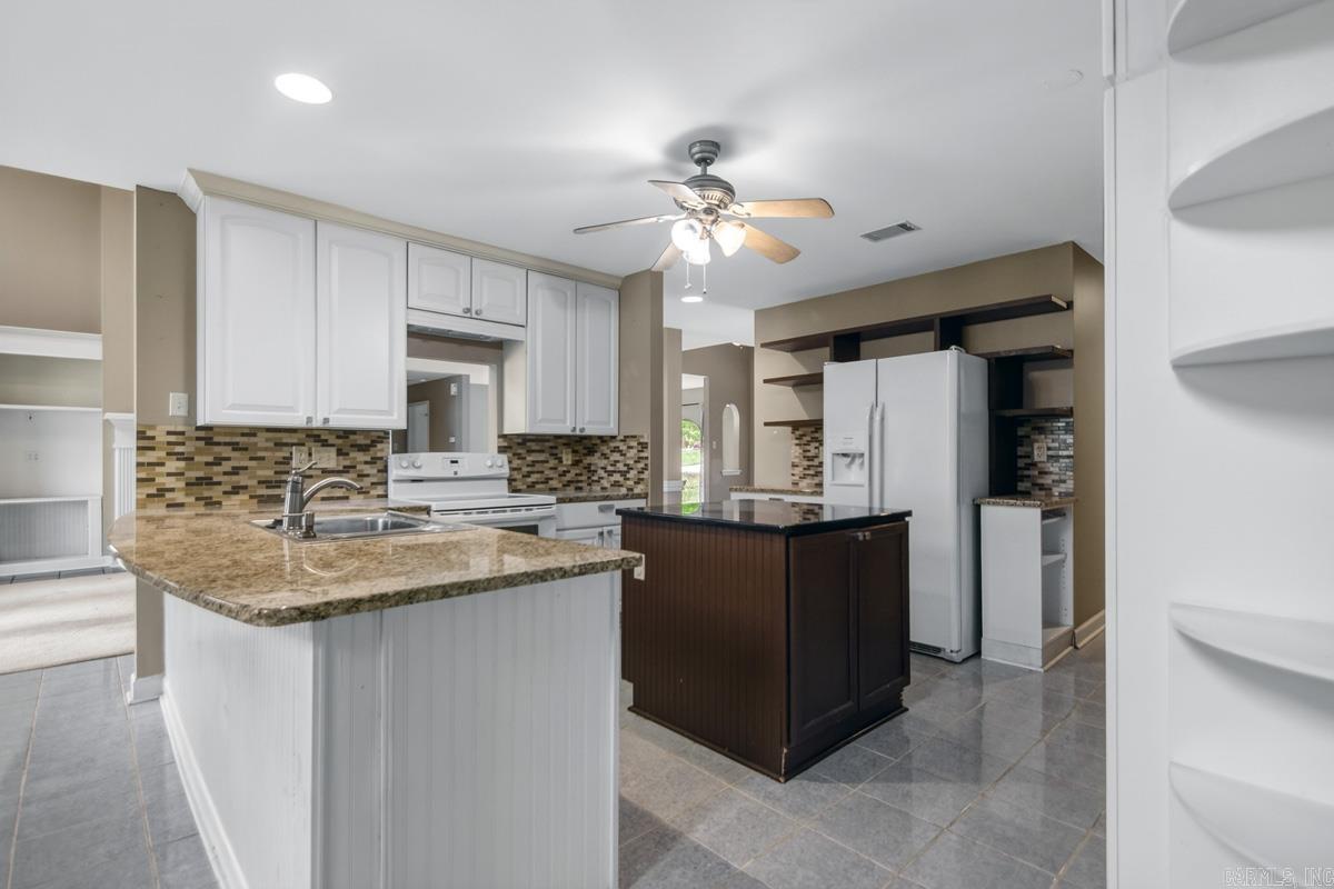 HURRICANE LAKE EST - Residential