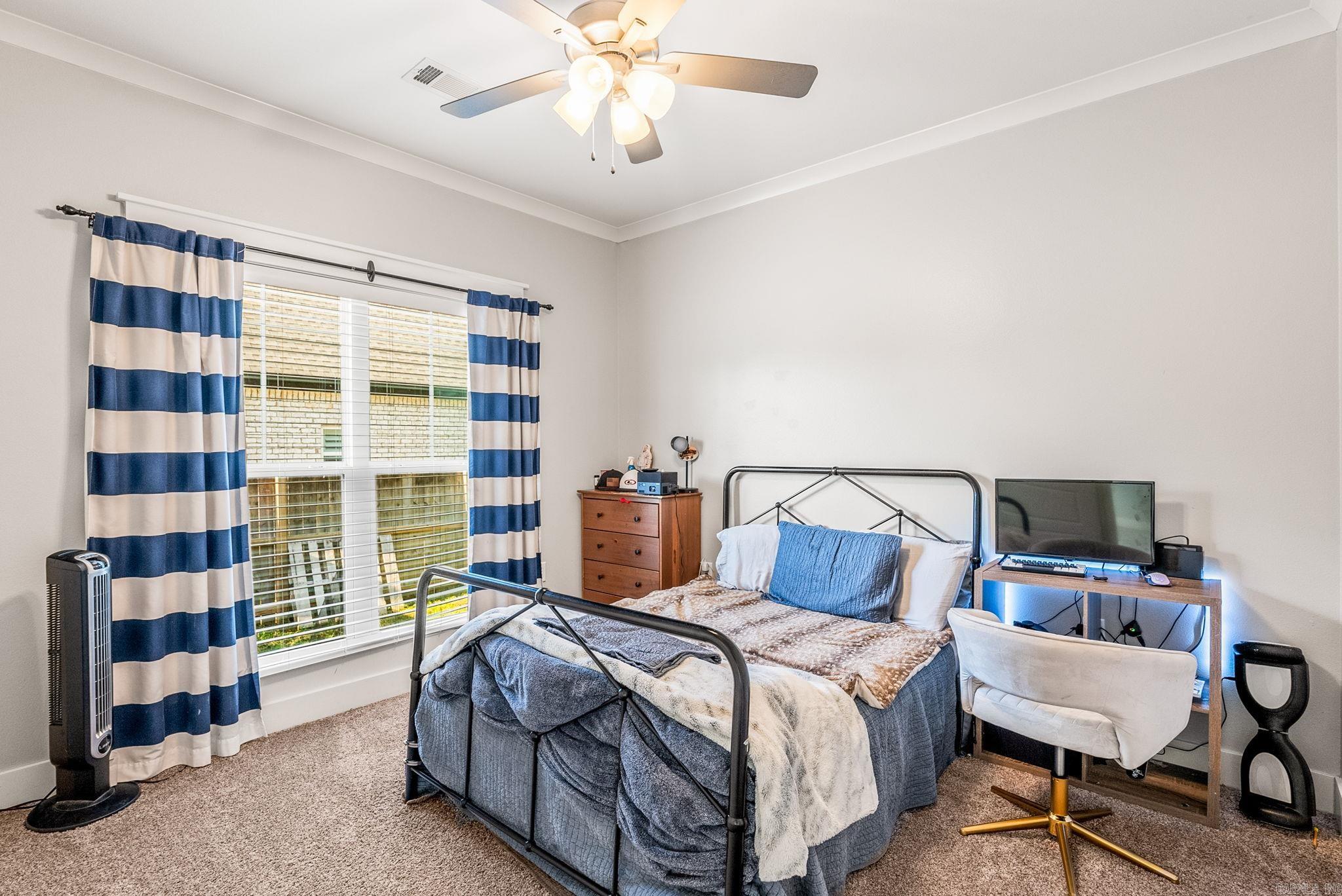 Salem Oaks - Residential