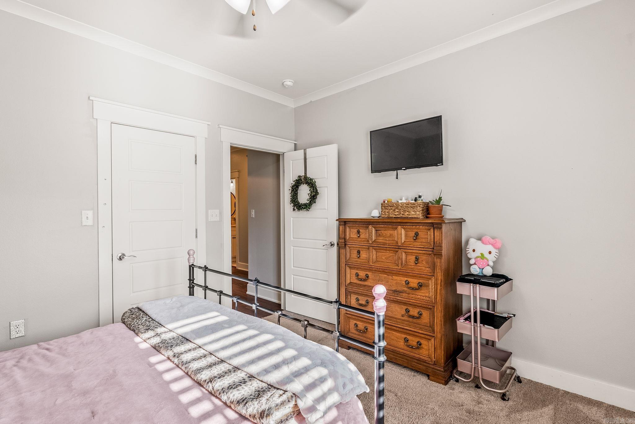 Salem Oaks - Residential