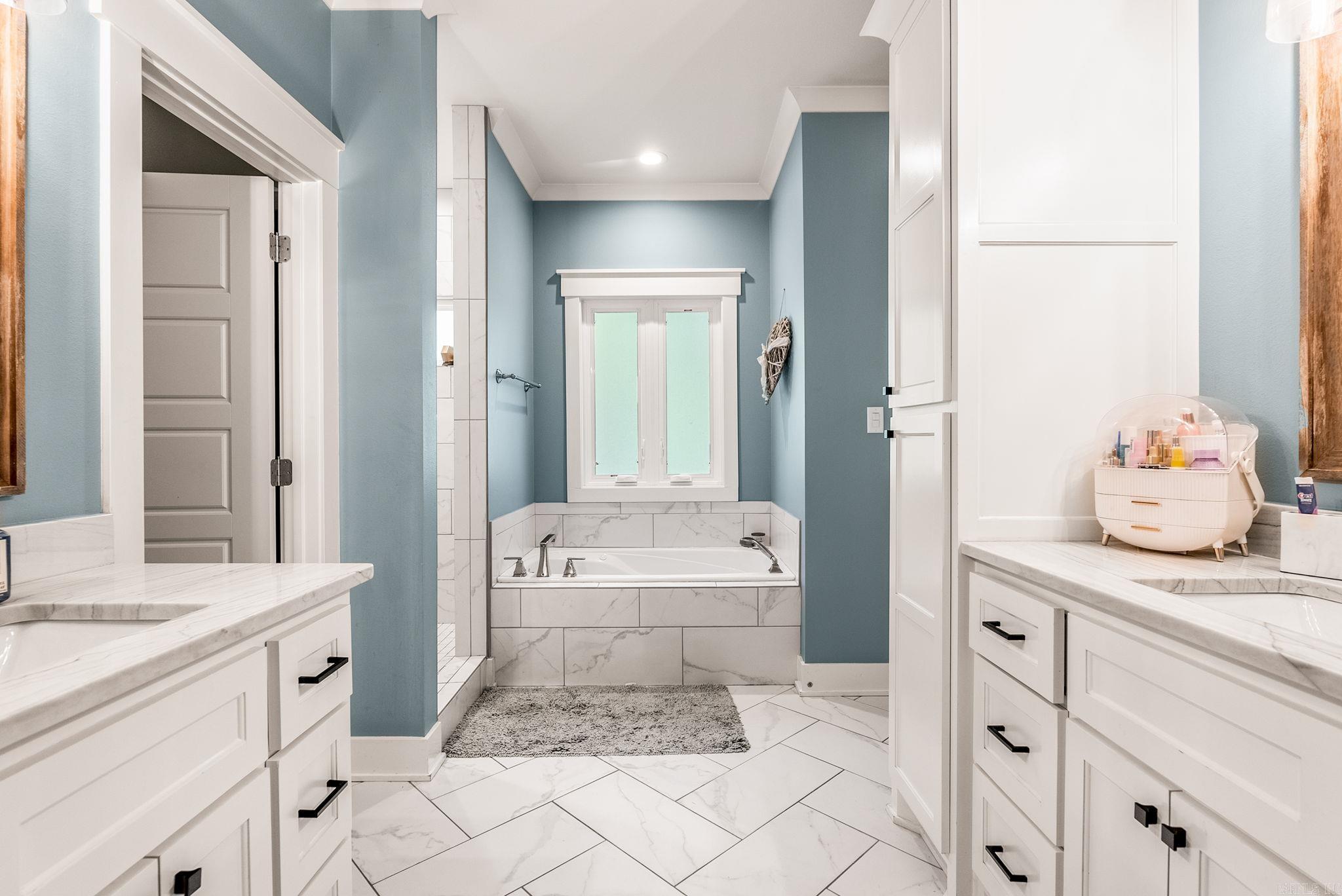 Salem Oaks - Residential