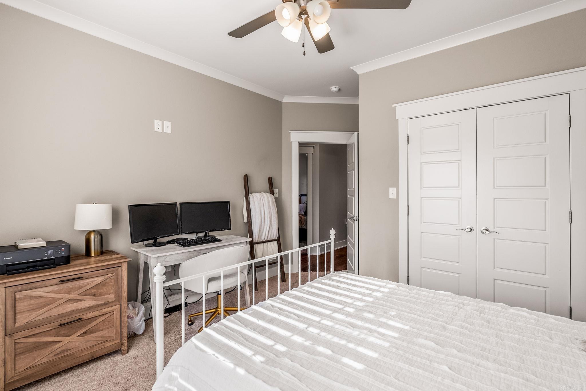 Salem Oaks - Residential