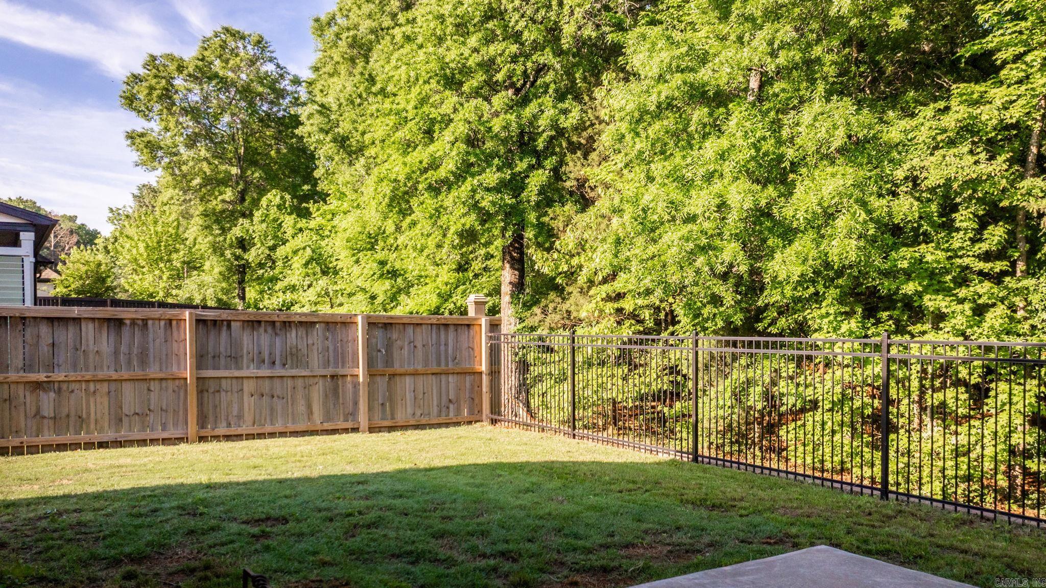 Salem Oaks - Residential