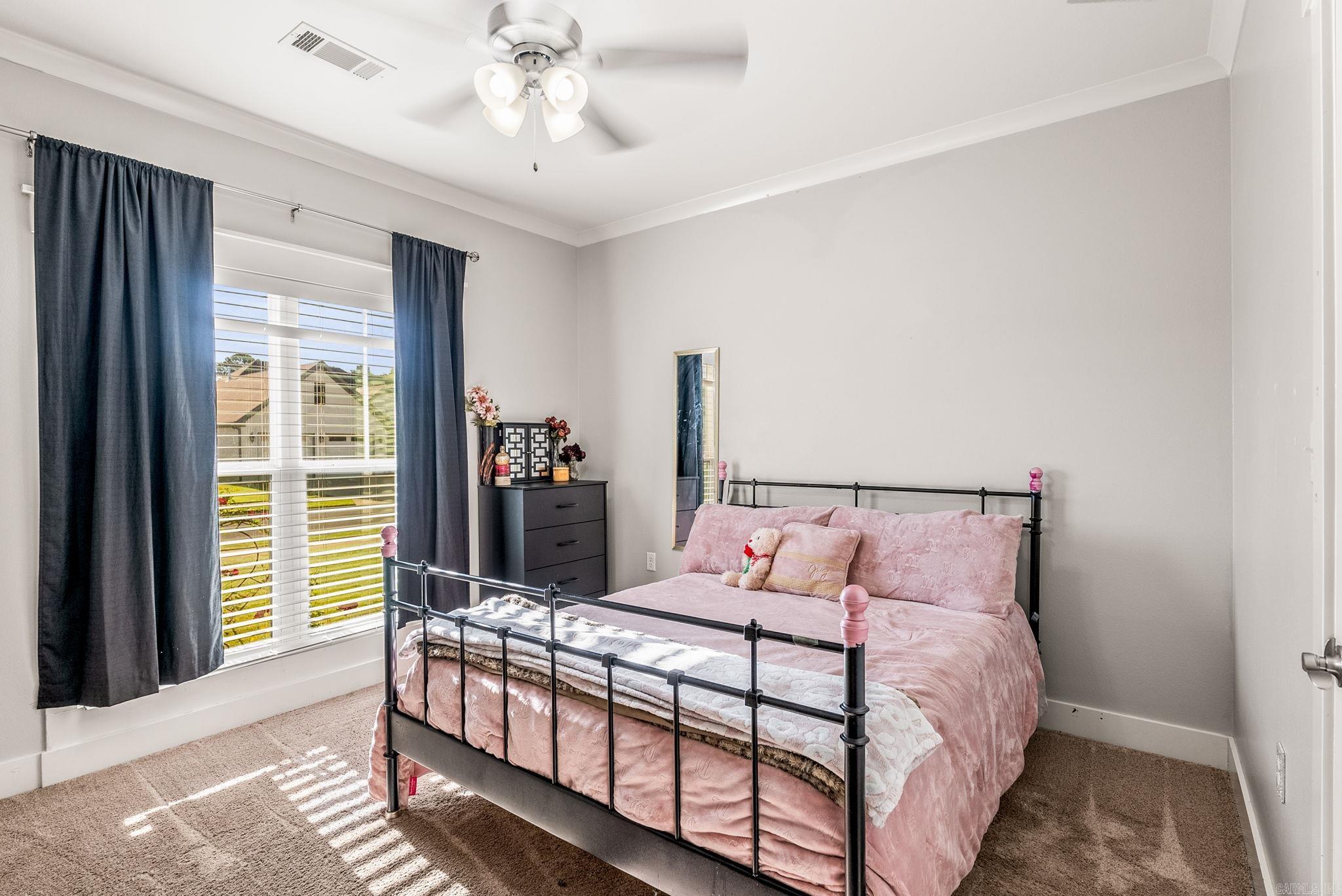 Salem Oaks - Residential