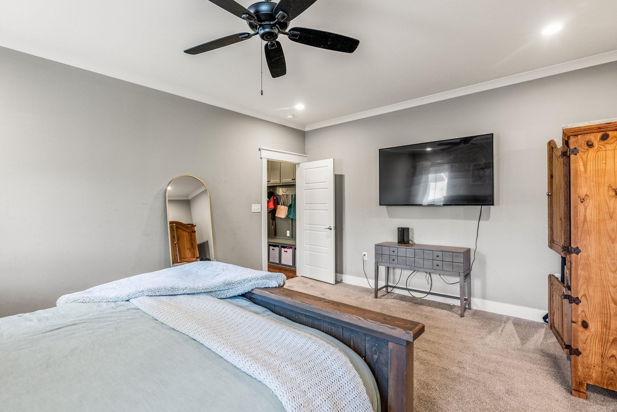 Salem Oaks - Residential