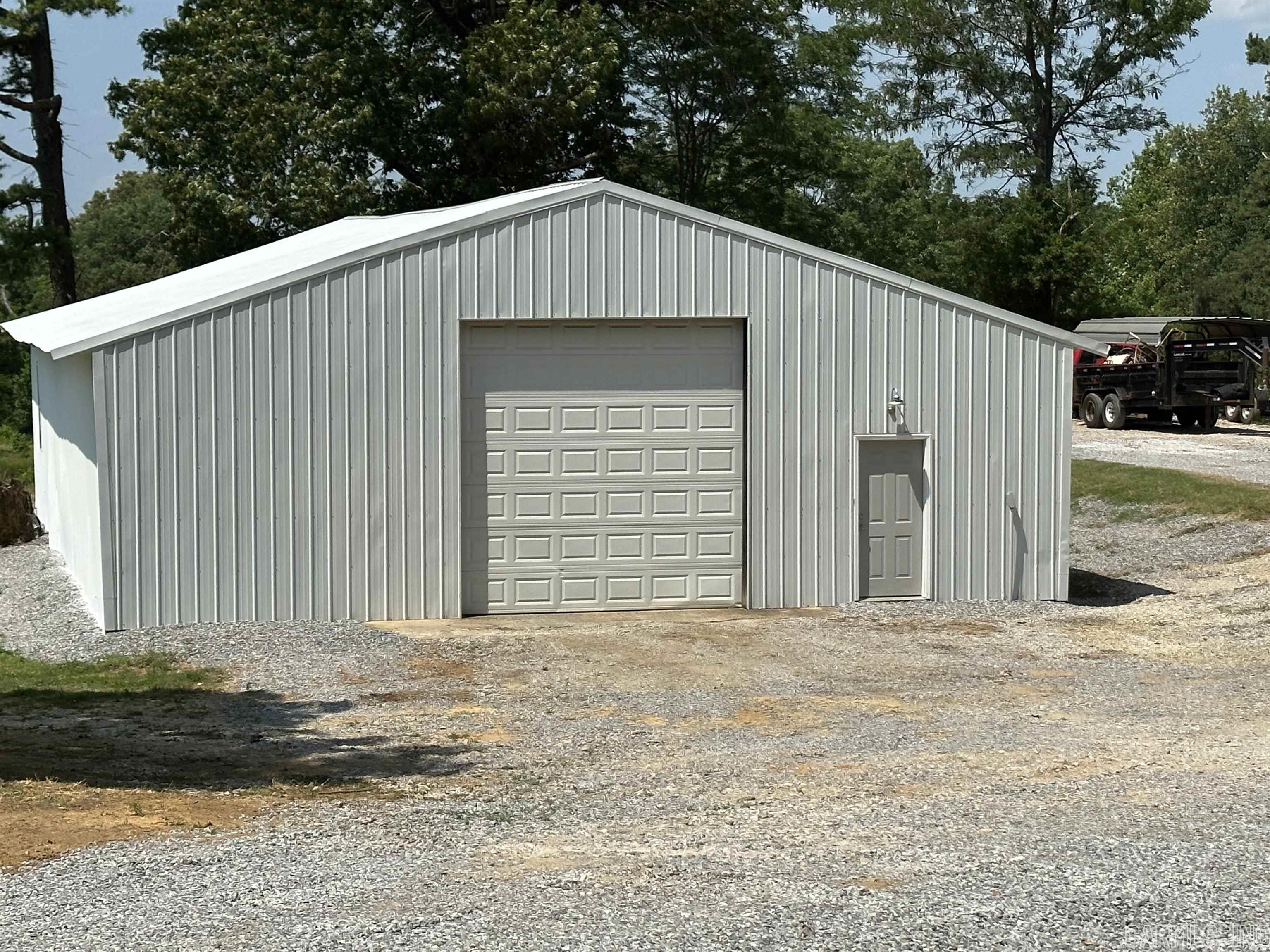 Metes & Bounds - Land