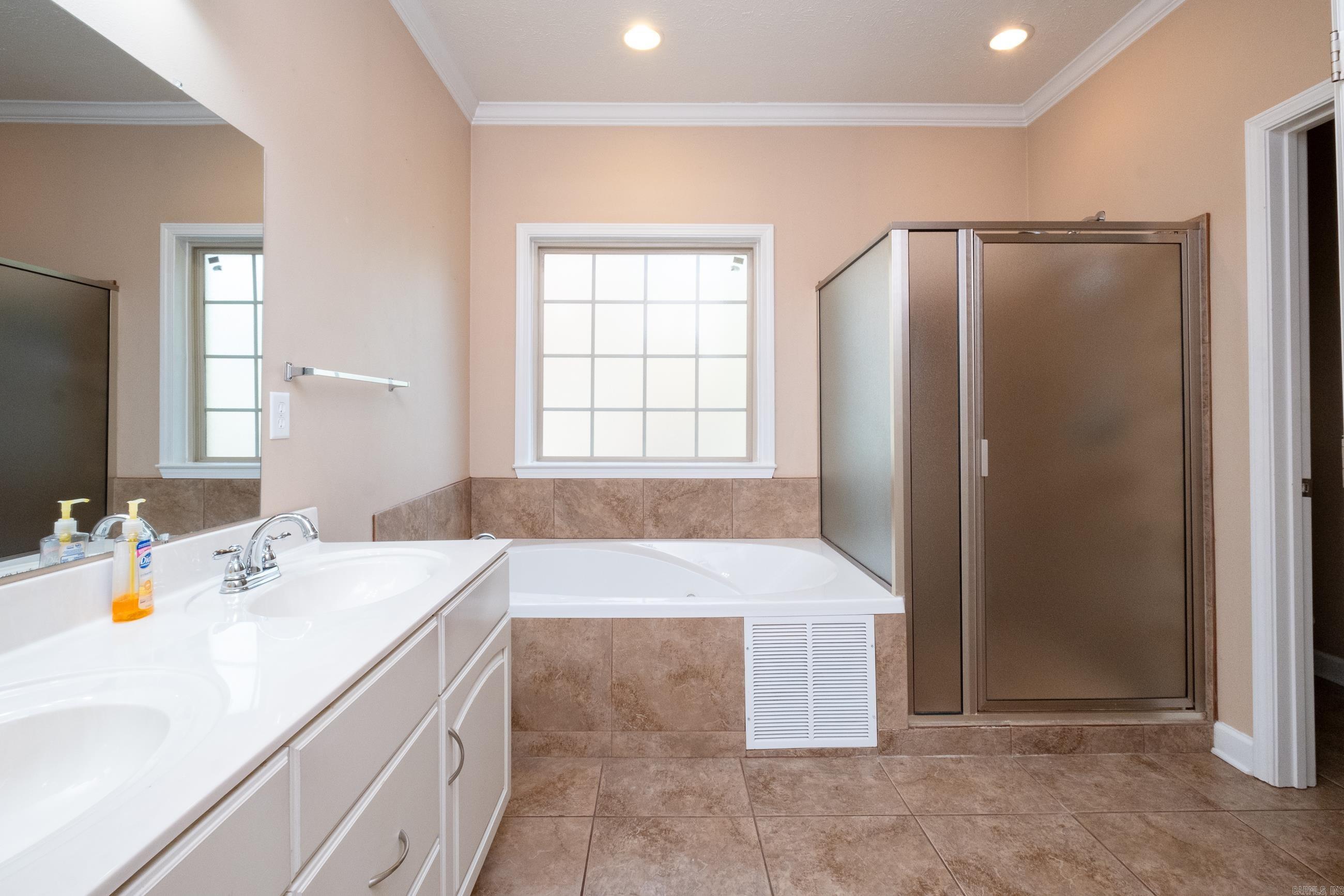 MAUMELLE VALLEY ESTATES - Residential