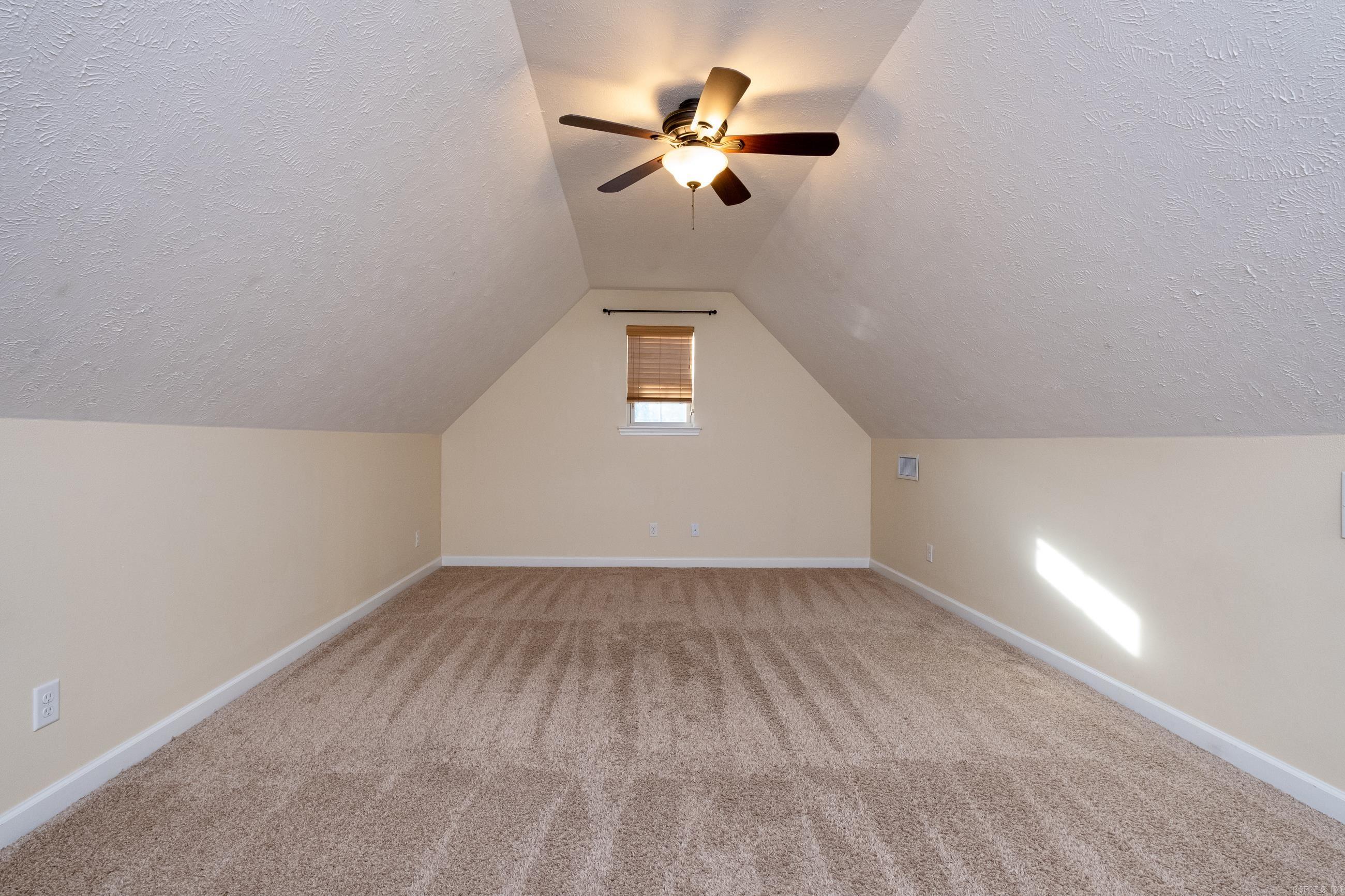 MAUMELLE VALLEY ESTATES - Residential