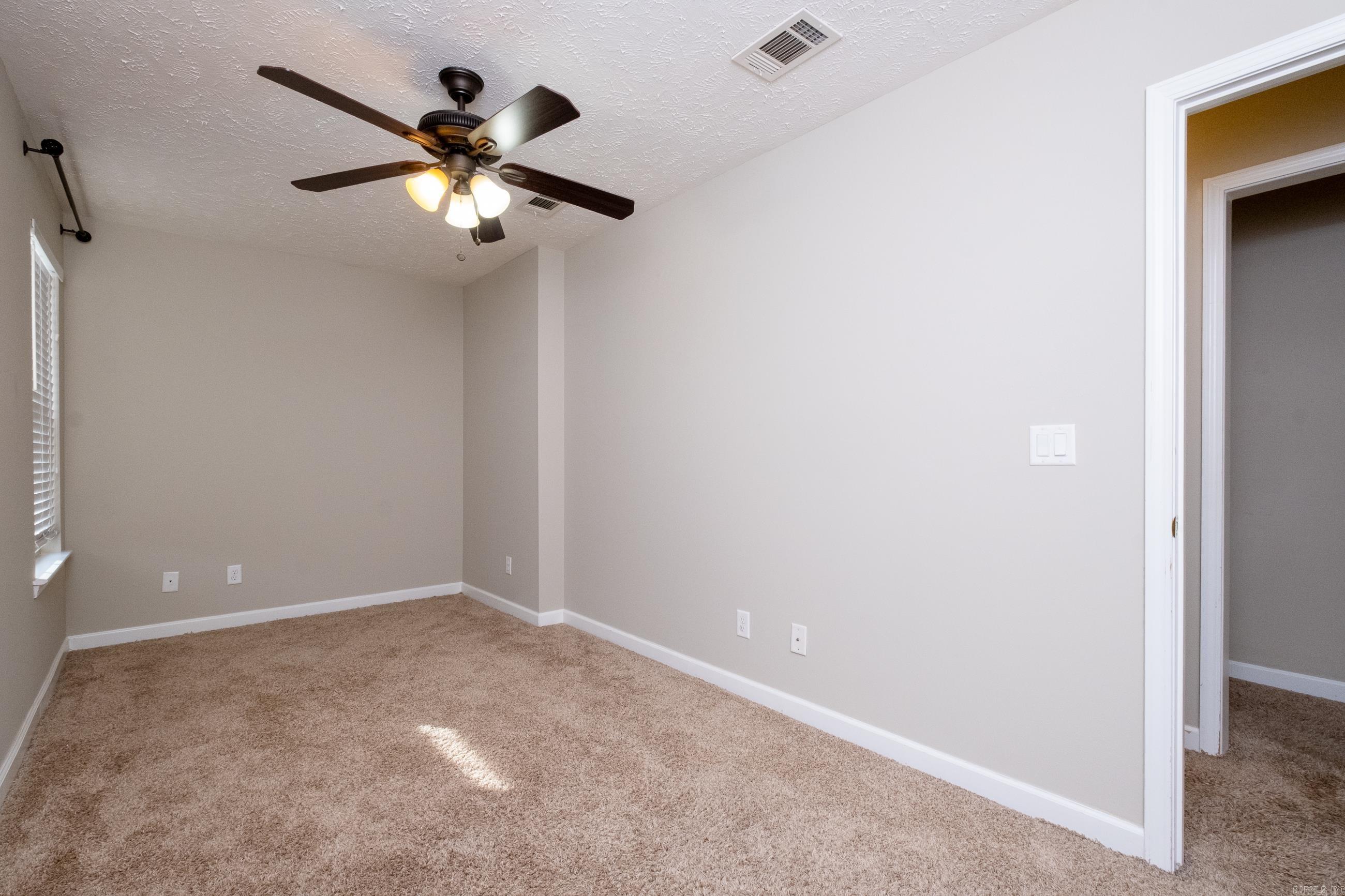 MAUMELLE VALLEY ESTATES - Residential