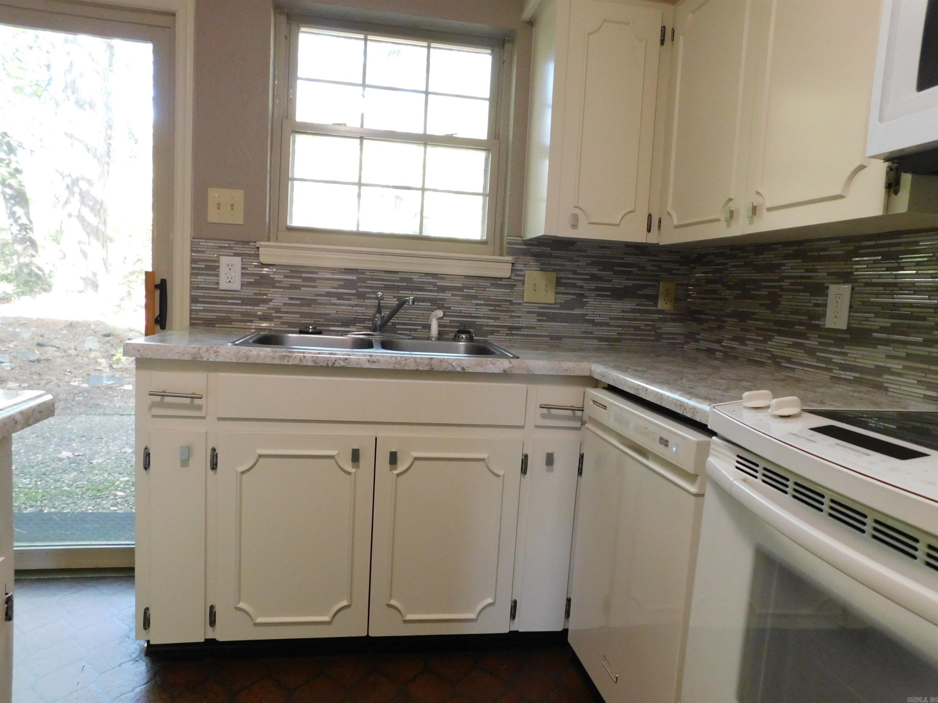 Leawood Mountain - Residential Lease