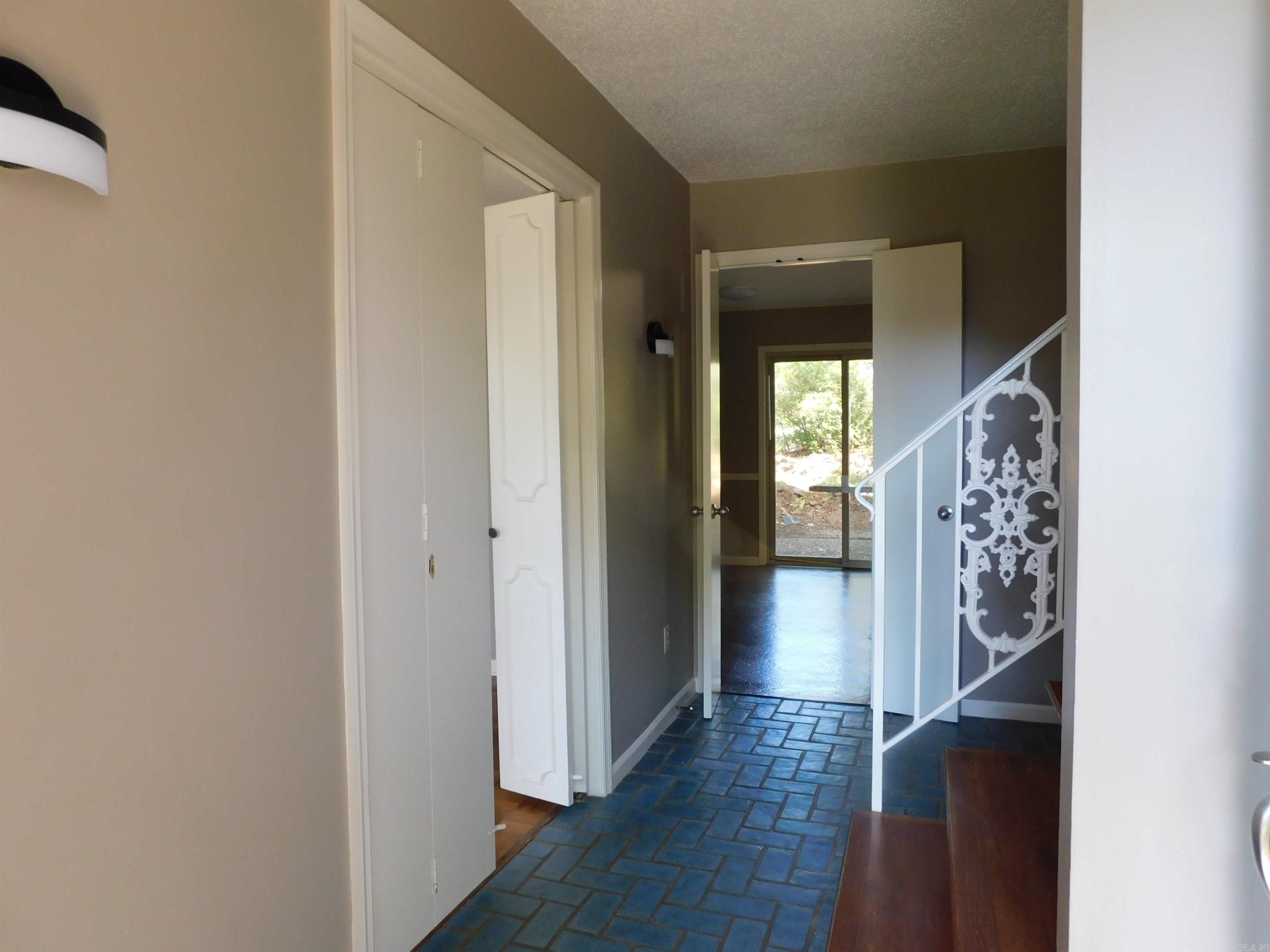 Leawood Mountain - Residential Lease