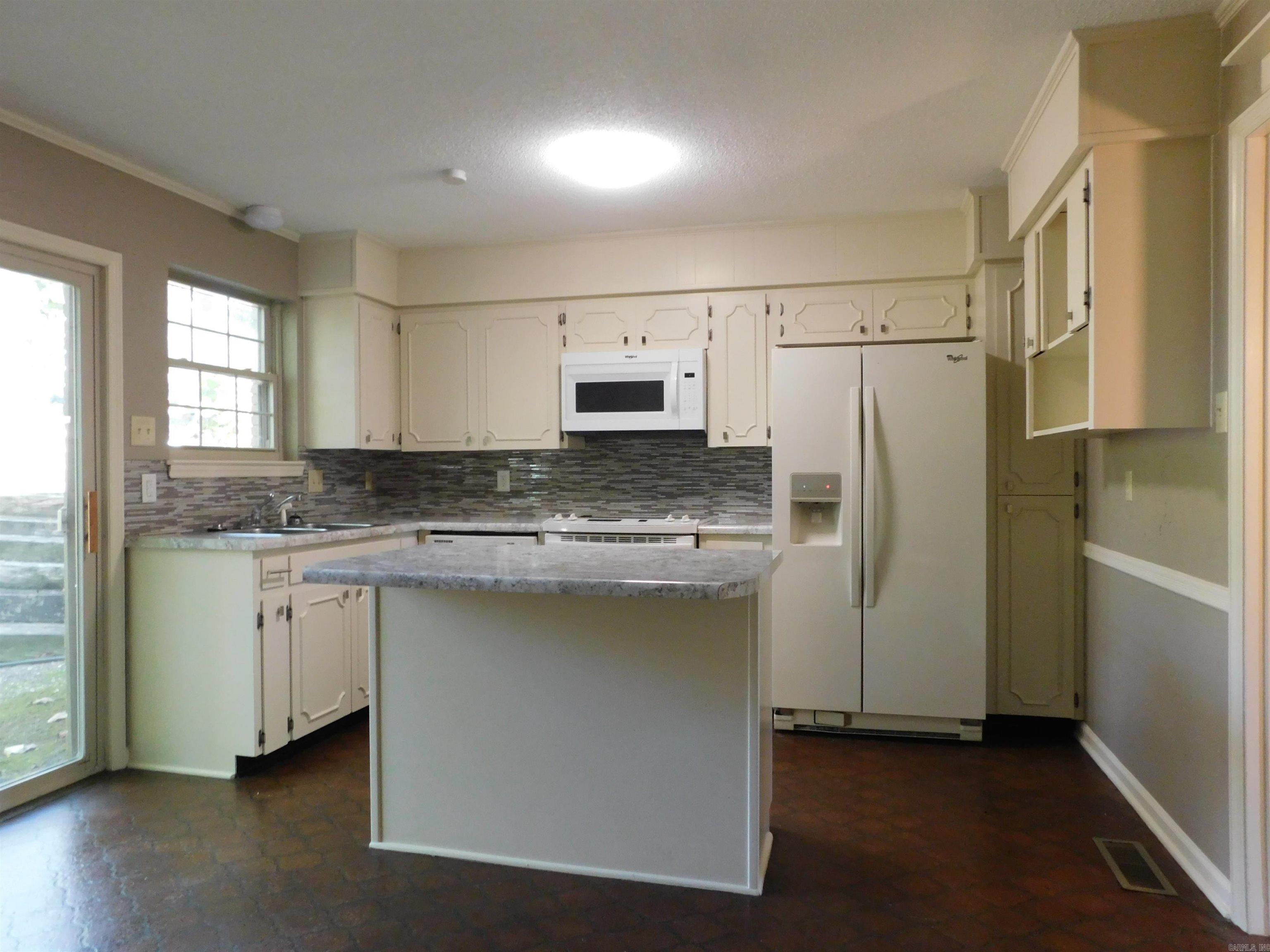 Leawood Mountain - Residential Lease