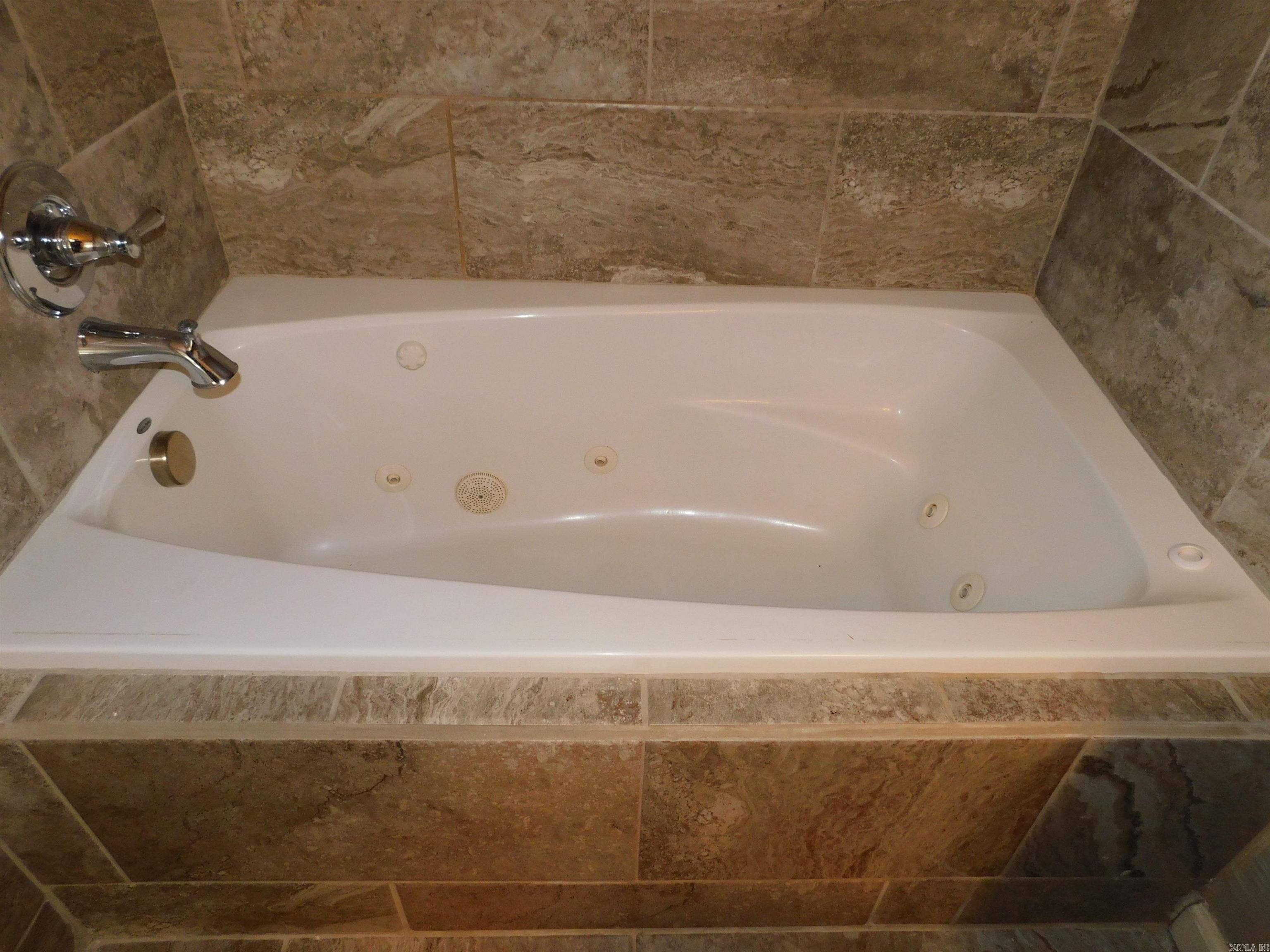 Leawood Mountain - Residential Lease