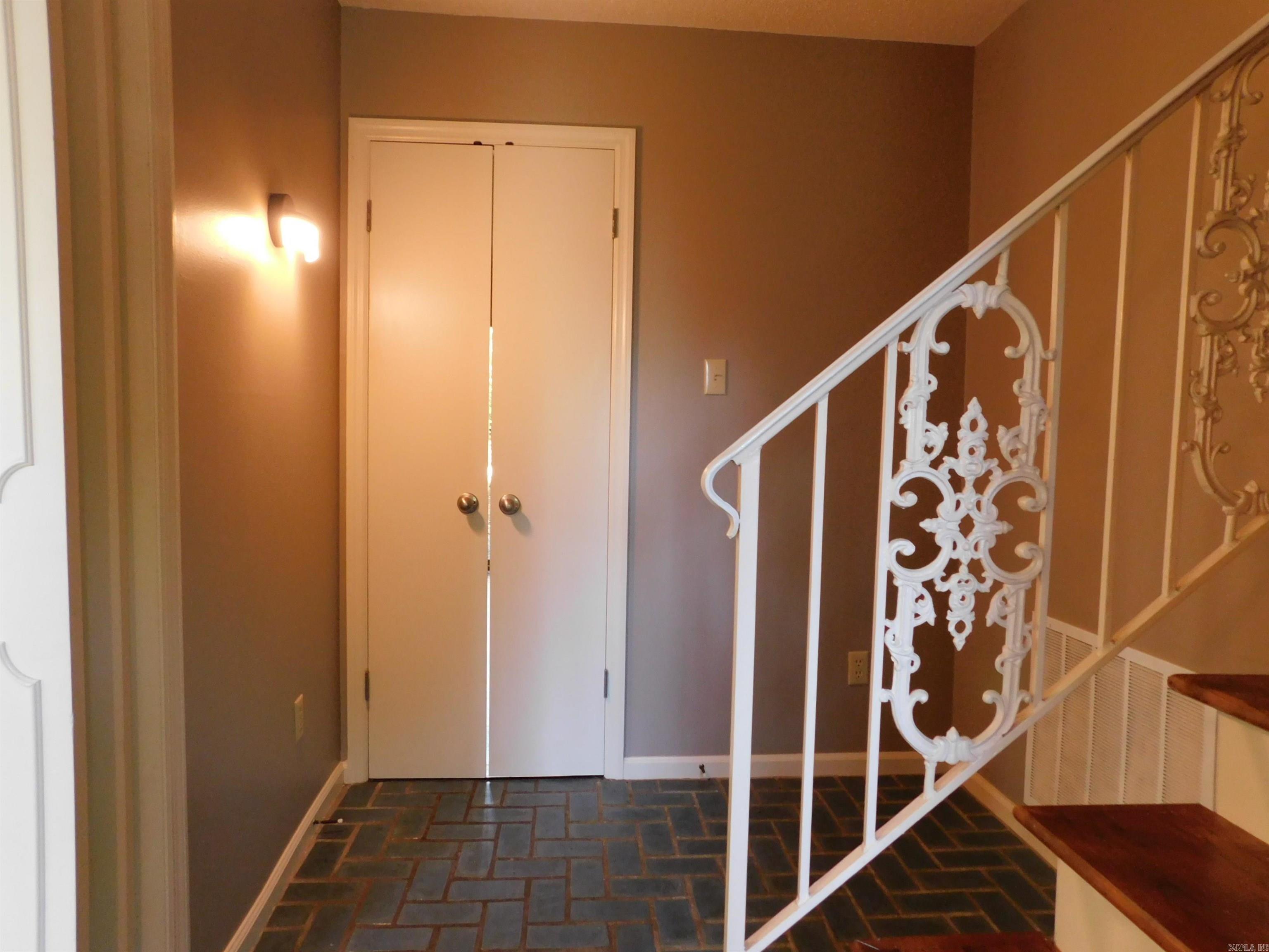 Leawood Mountain - Residential Lease