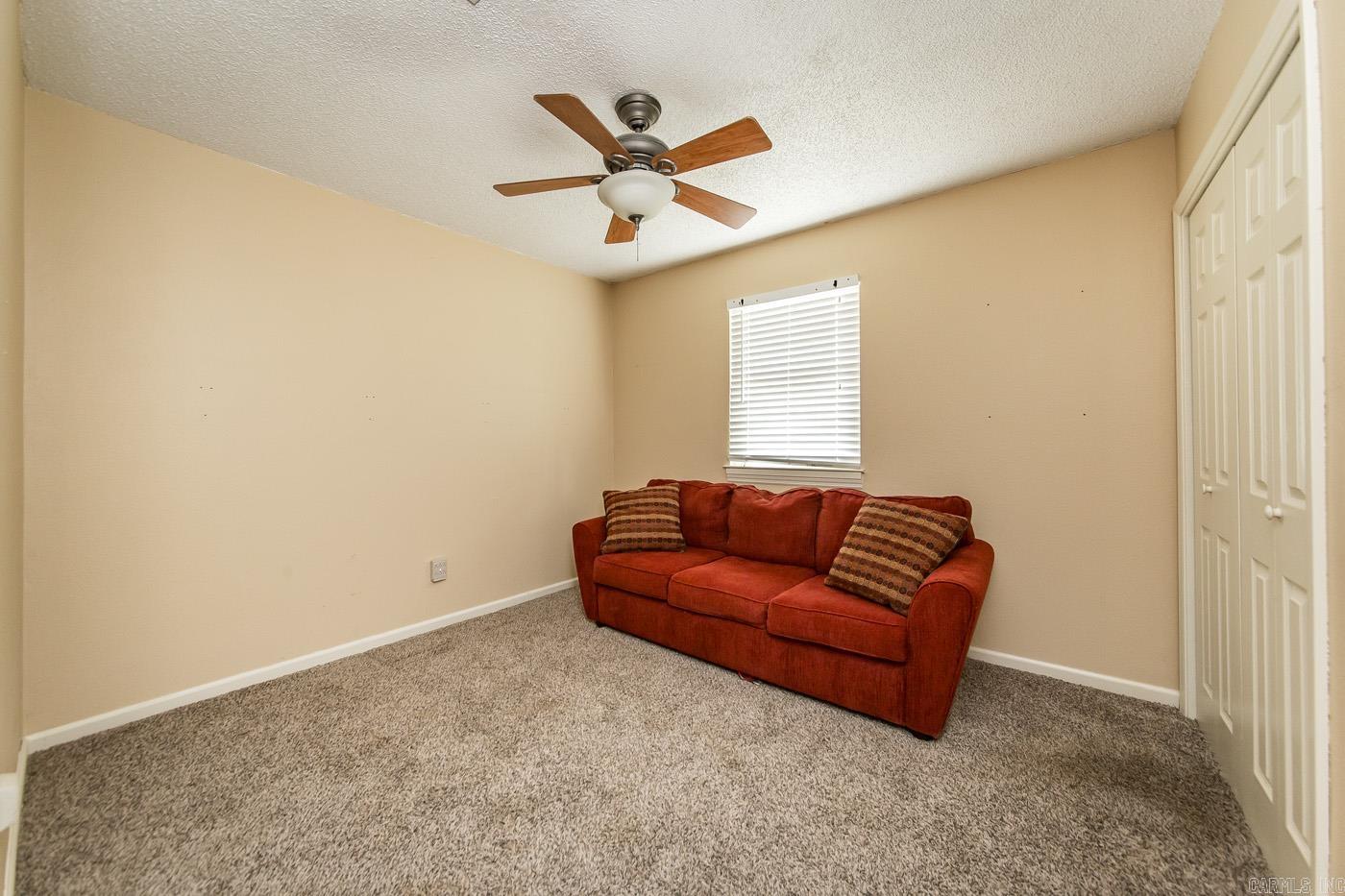 PHEASANT RUN - Residential