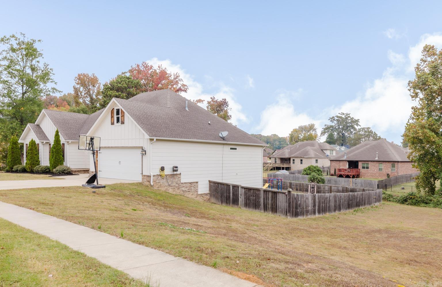 ANDRES WOODS - Residential