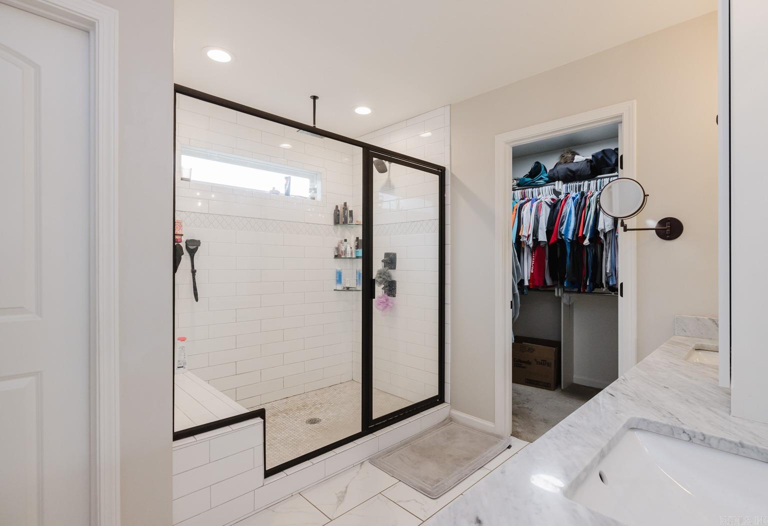 ANDRES WOODS - Residential