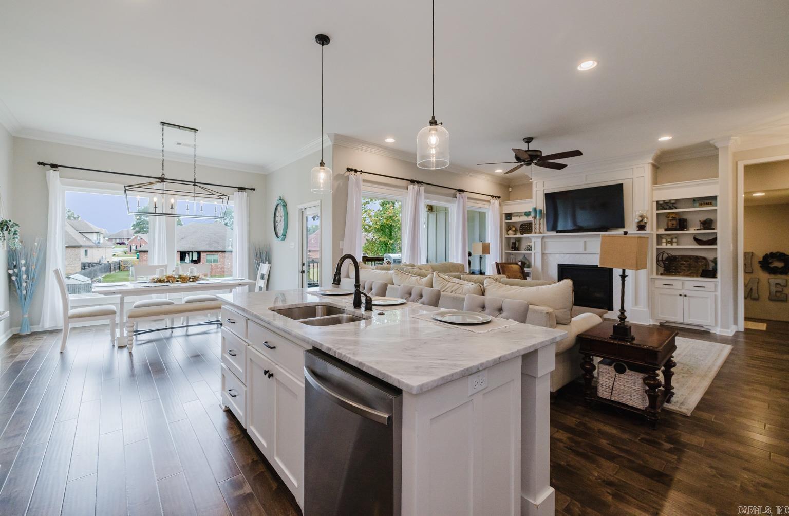 ANDRES WOODS - Residential