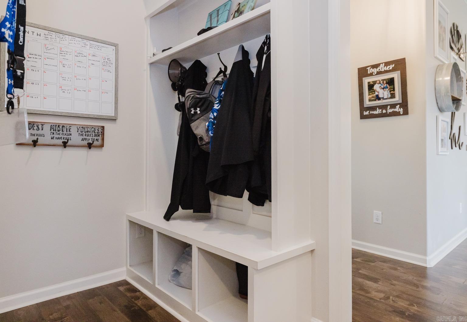 ANDRES WOODS - Residential