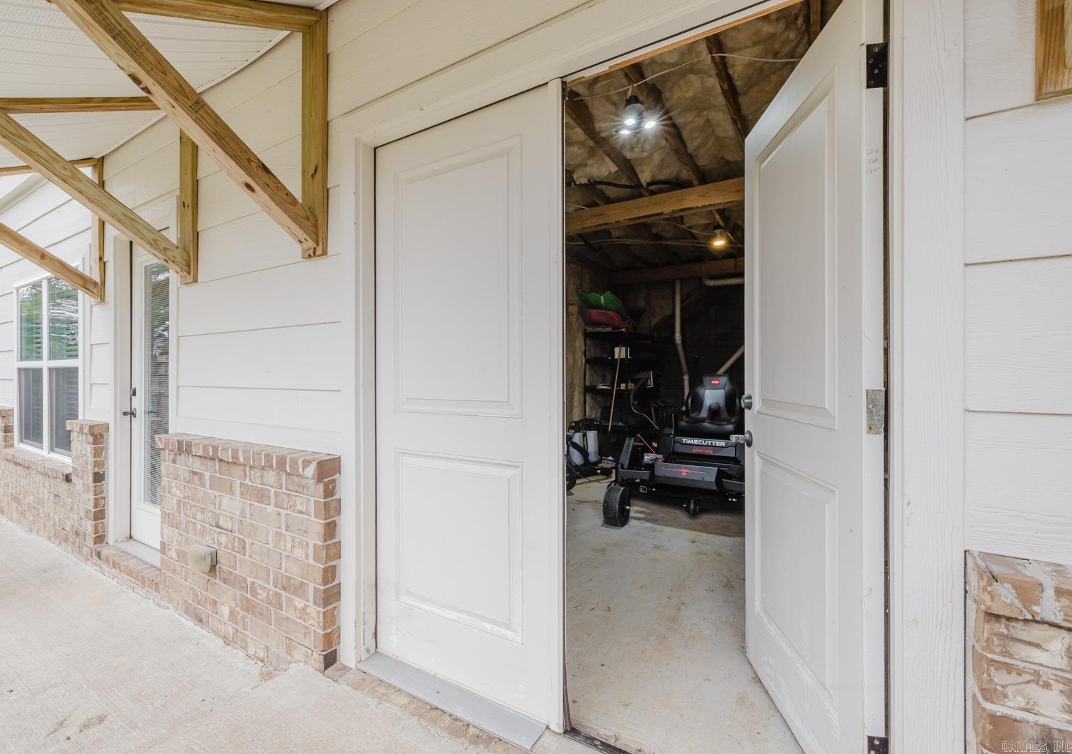 ANDRES WOODS - Residential