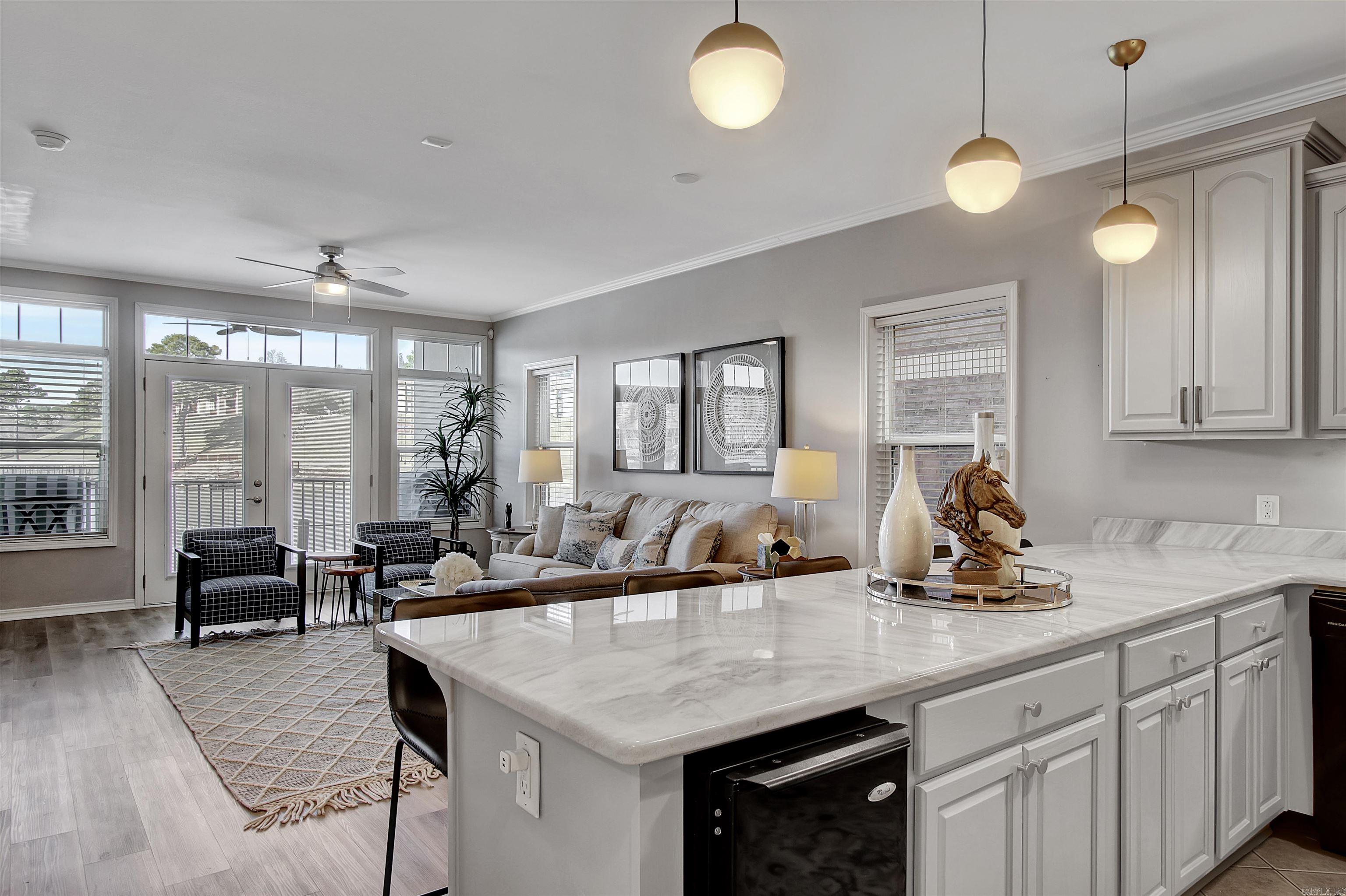 GRAND POINTE VIEW HPR - Residential