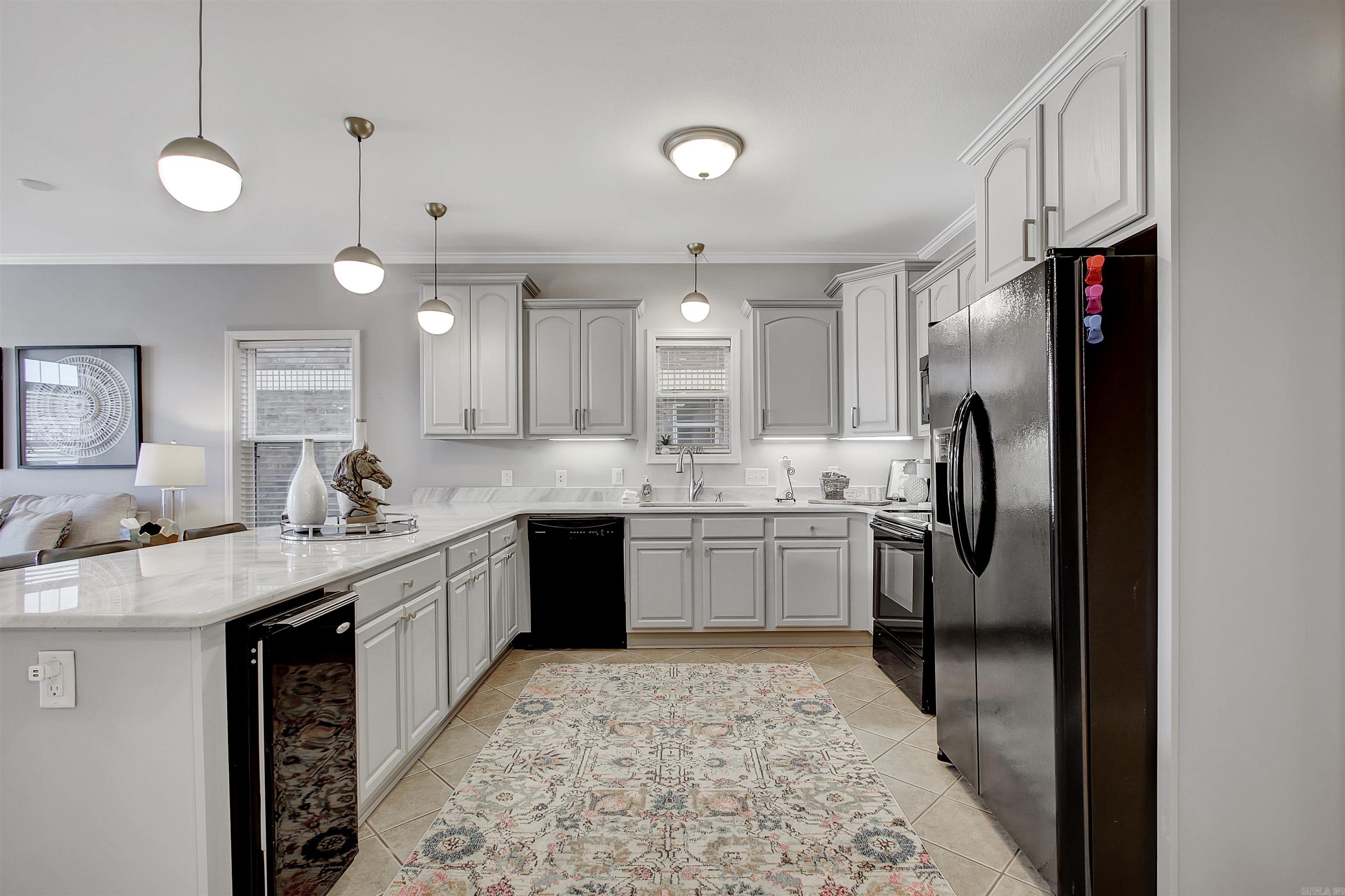 GRAND POINTE VIEW HPR - Residential