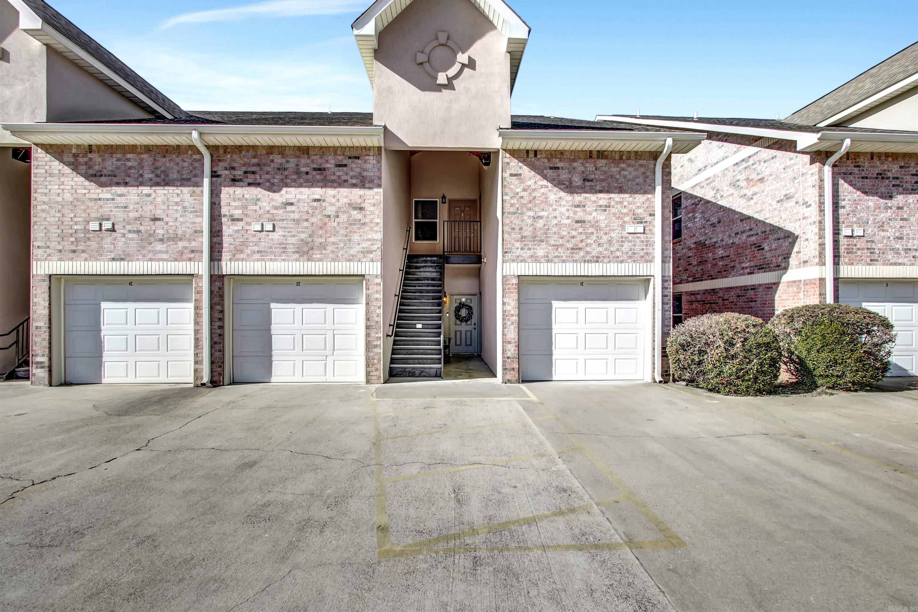 GRAND POINTE VIEW HPR - Residential