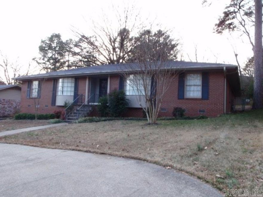 Located at 1304 Biscayne is a 3 br 2.5 ba Single Family home for rent in Little Rock with Approx 2,410 Sq ft The Kitchen is furnished with a elec range, wall oven, dishwasher, Disposal and Micro vent.  There is a separate Dining area W/D connections located in separate utility room Also included are ceiling fans