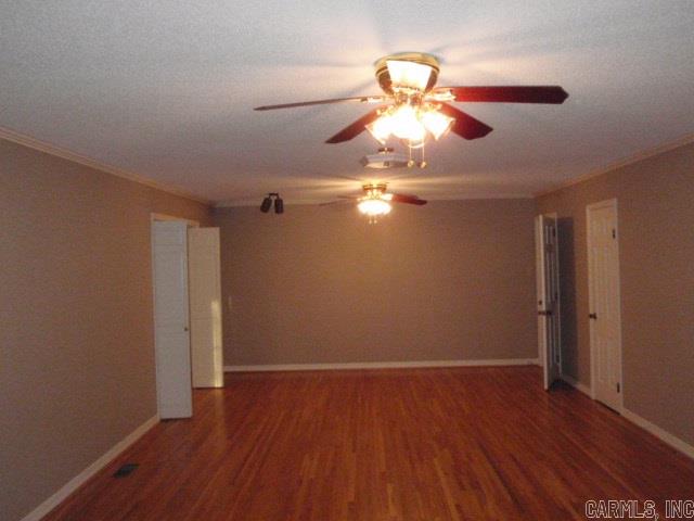 Leawood Manor - Residential Lease