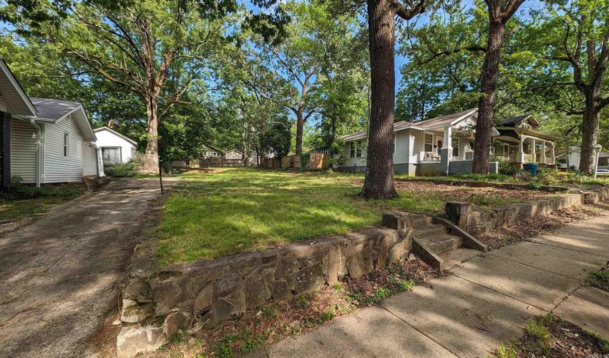 This flat lot is ready to build your Hillcrest dream home!  The location is perfect on a sidewalk-lined street in the heart of Hillcrest!  Enjoy a short walk to restaruants, boutiques, Kroger, and schools. Alley access provides the perfect option for building an ideal rear facing garage. Approx lot size 139x49 feet.